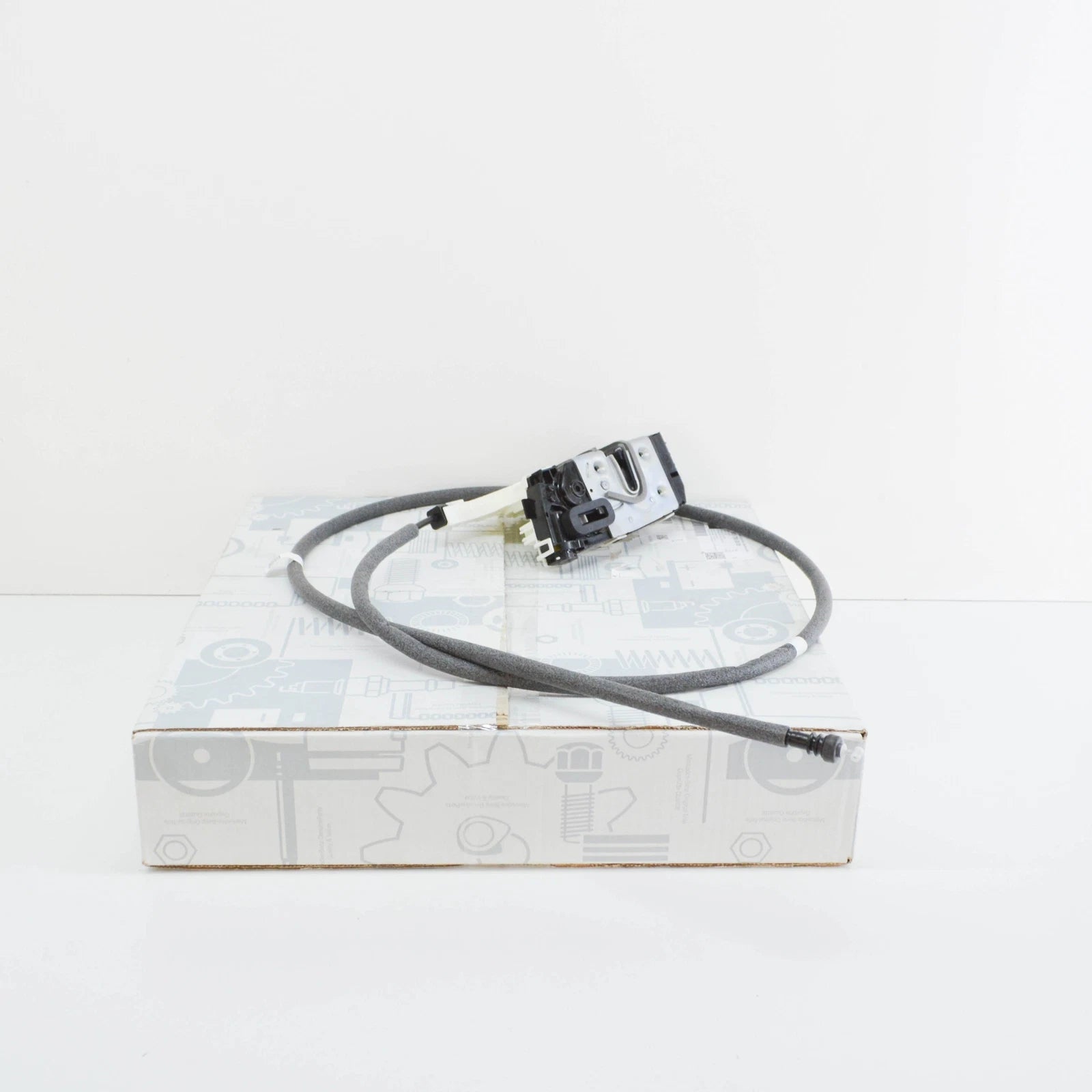 NEW MERCEDES-BENZ SPRINTER W907 REAR RIGHT DOOR LOCK A9107303800 ORIGINAL