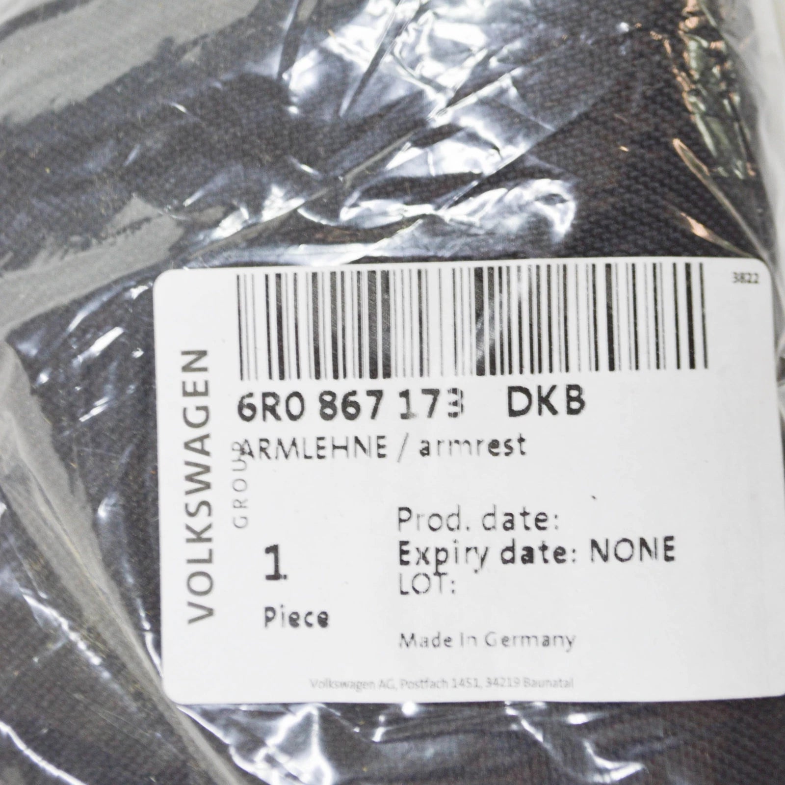 NEW VW POLO 6R 6C FRONT CENTER CONSOLE UPPER ARMREST PART 6R0867173DKB ORIGINAL