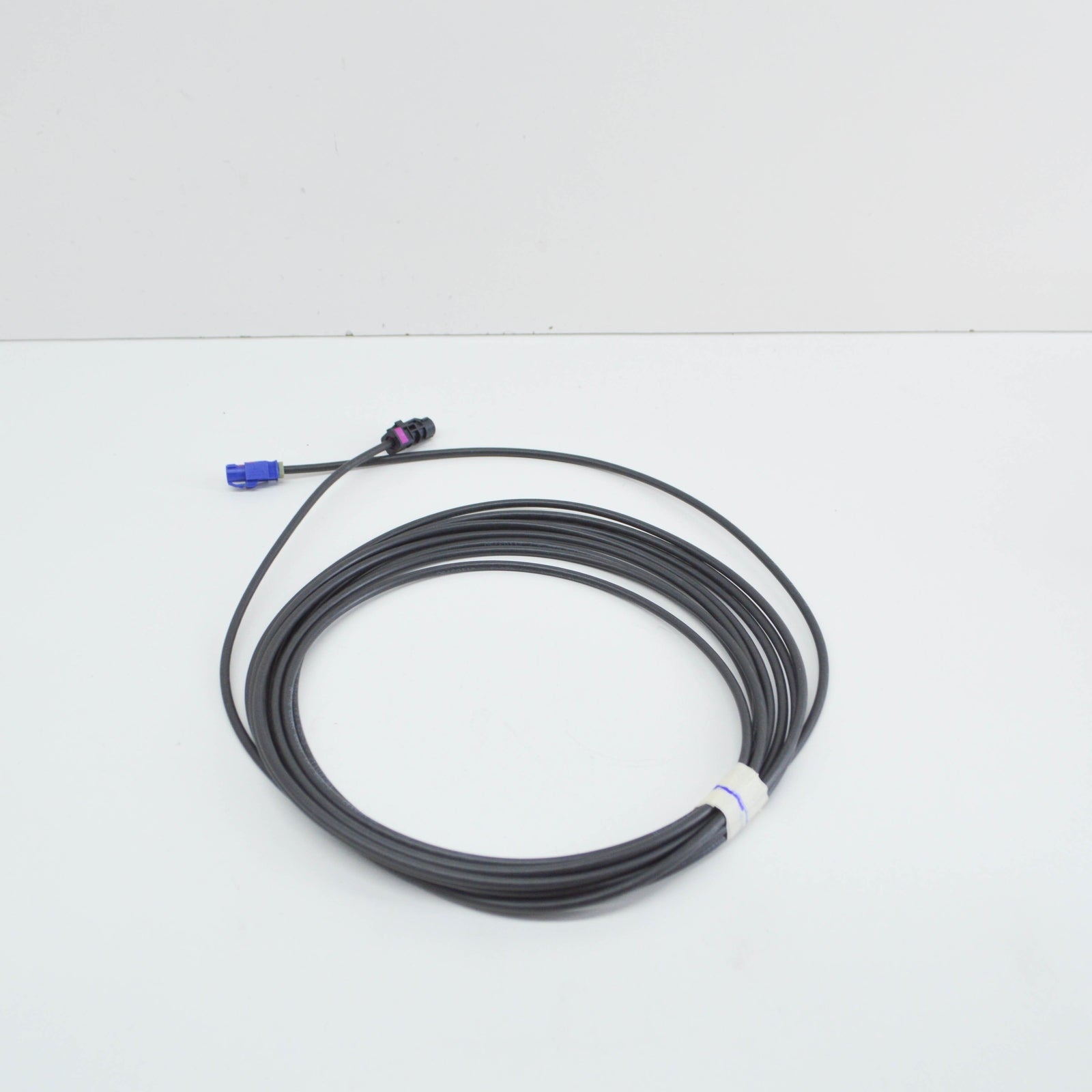 NEW VOLKSWAGEN TIGUAN AD REAR LID CAMERA DATA CONNECTION LINE 5NB971192C