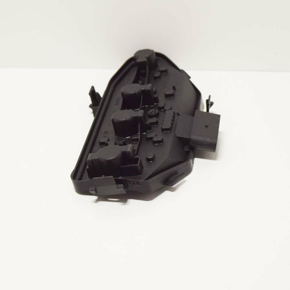 NEW VW TRANSPORTER T5 TAIL LIGHT CARRIER BULB SOCKET RIGHT 7H5945258A ORIGINAL