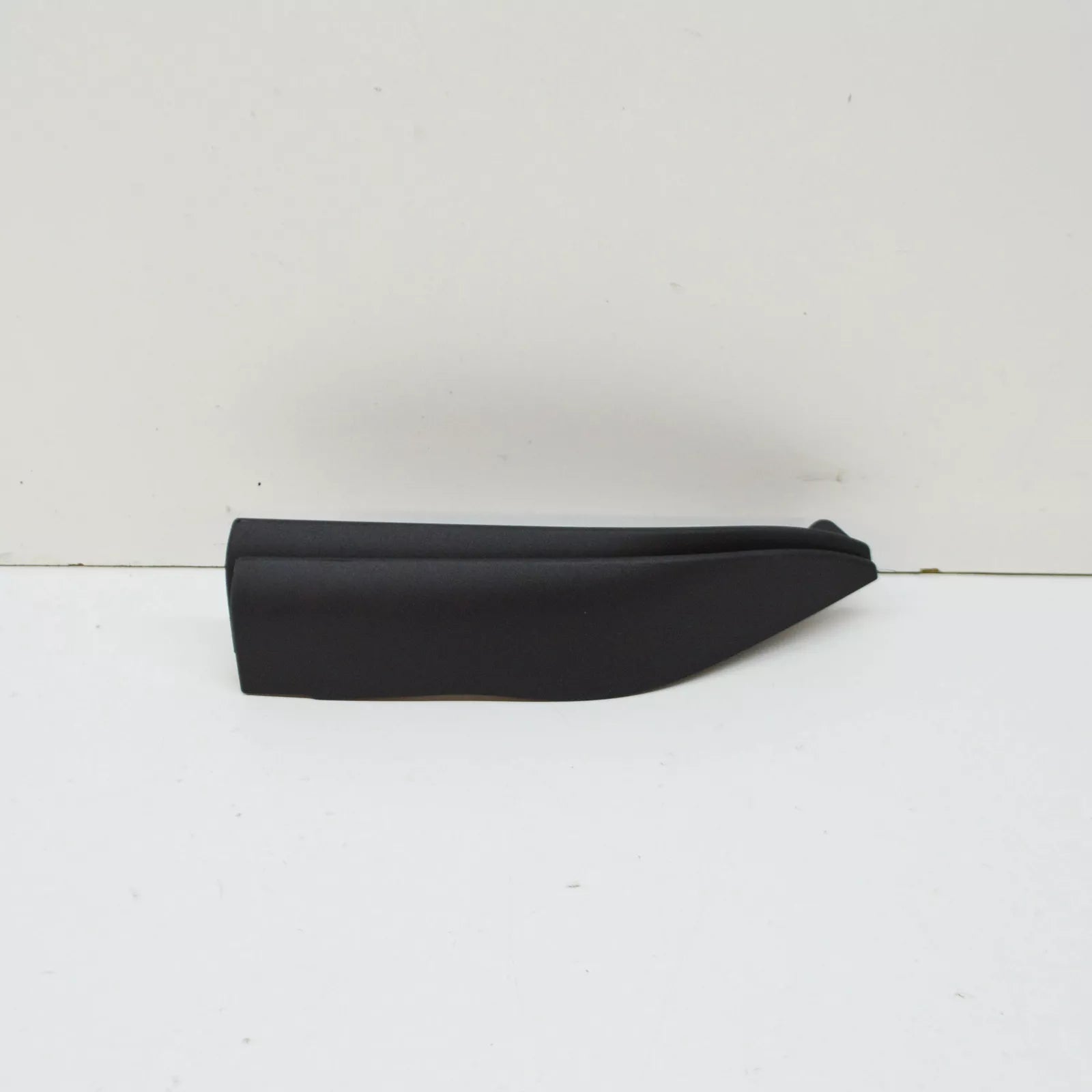 NEW AUDI A4 AVANT 8W B9 END PLATE SPOILER TRIM 8W0853833 ORIGINAL