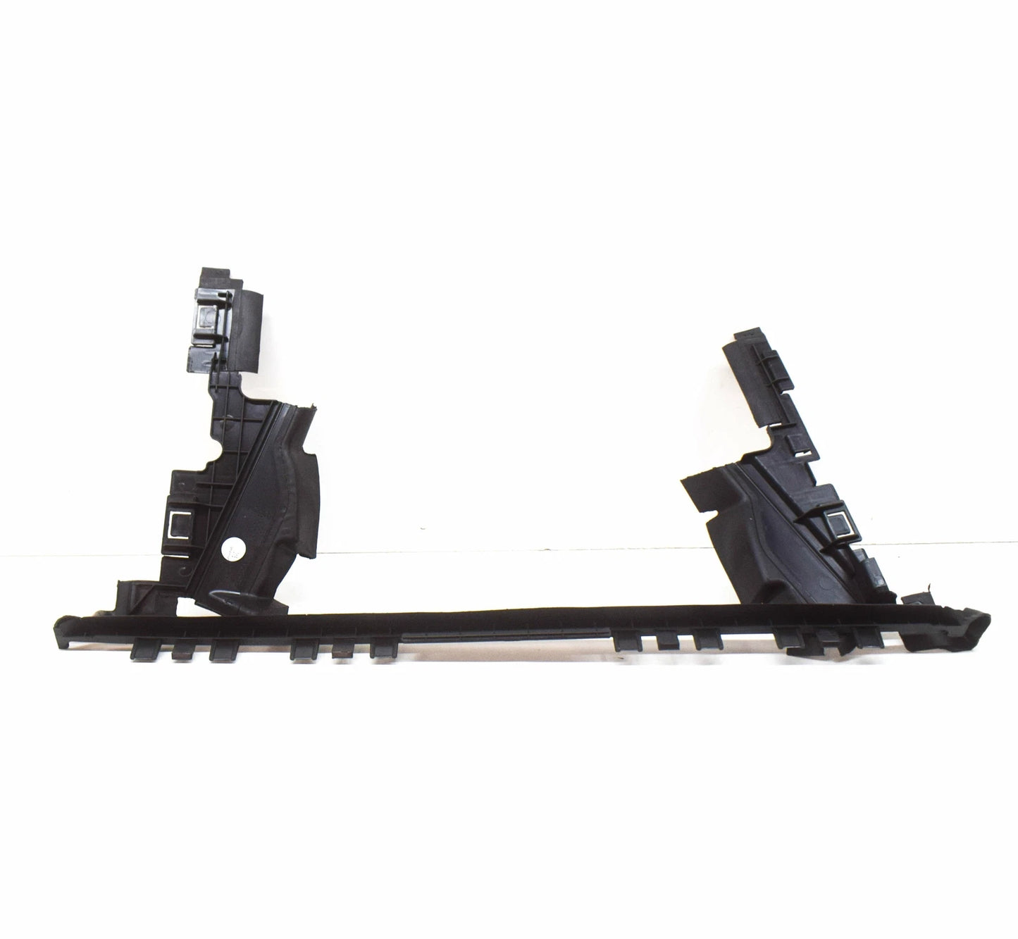 NEW MERCEDES-BENZ E COUPE C207 TOP AIR BAFFLE A2075050630 ORIGINAL