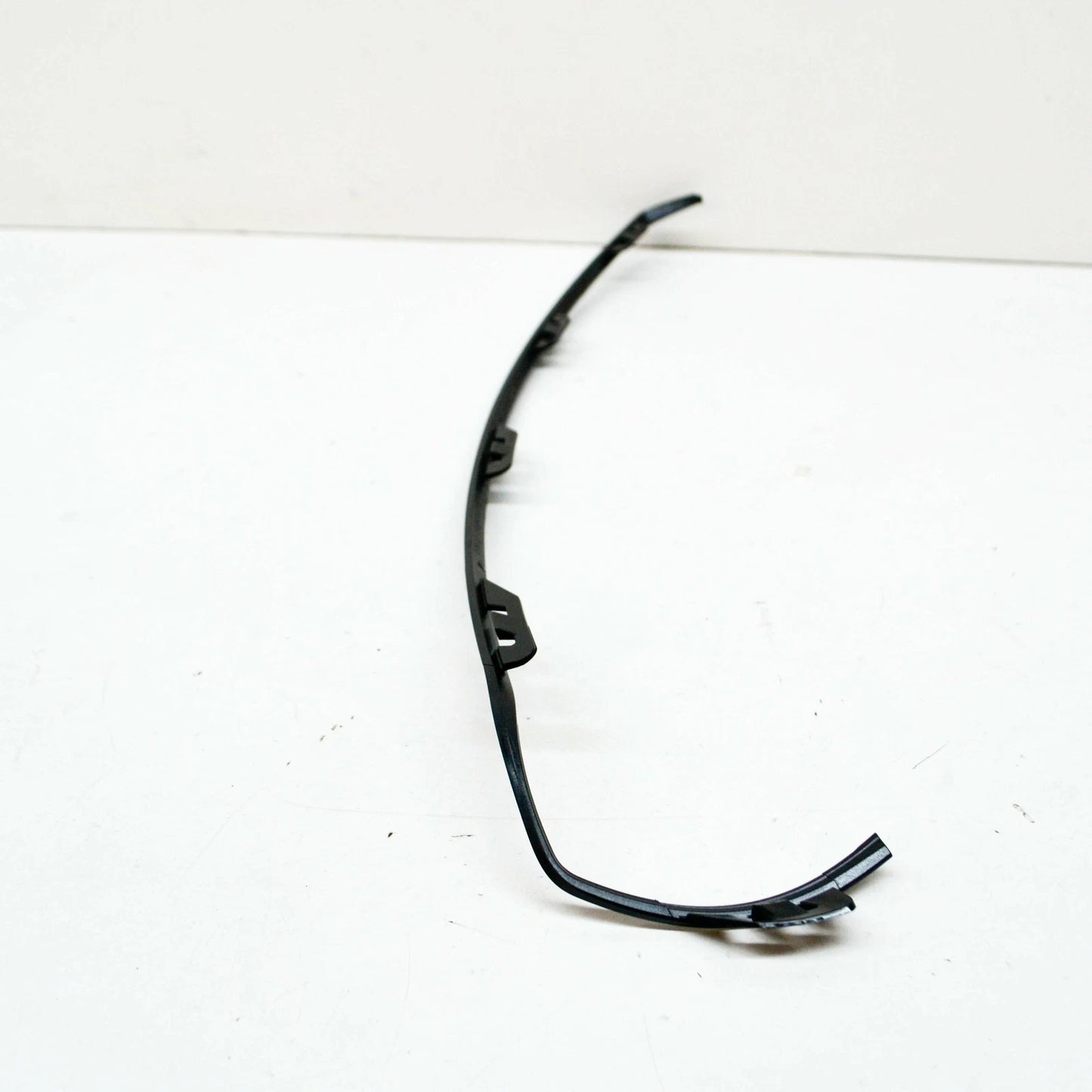 NEW MERCEDES-BENZ A-CLASS W176 FRONT BUMPER LEFT TRIM A1768851722 ORIGINAL