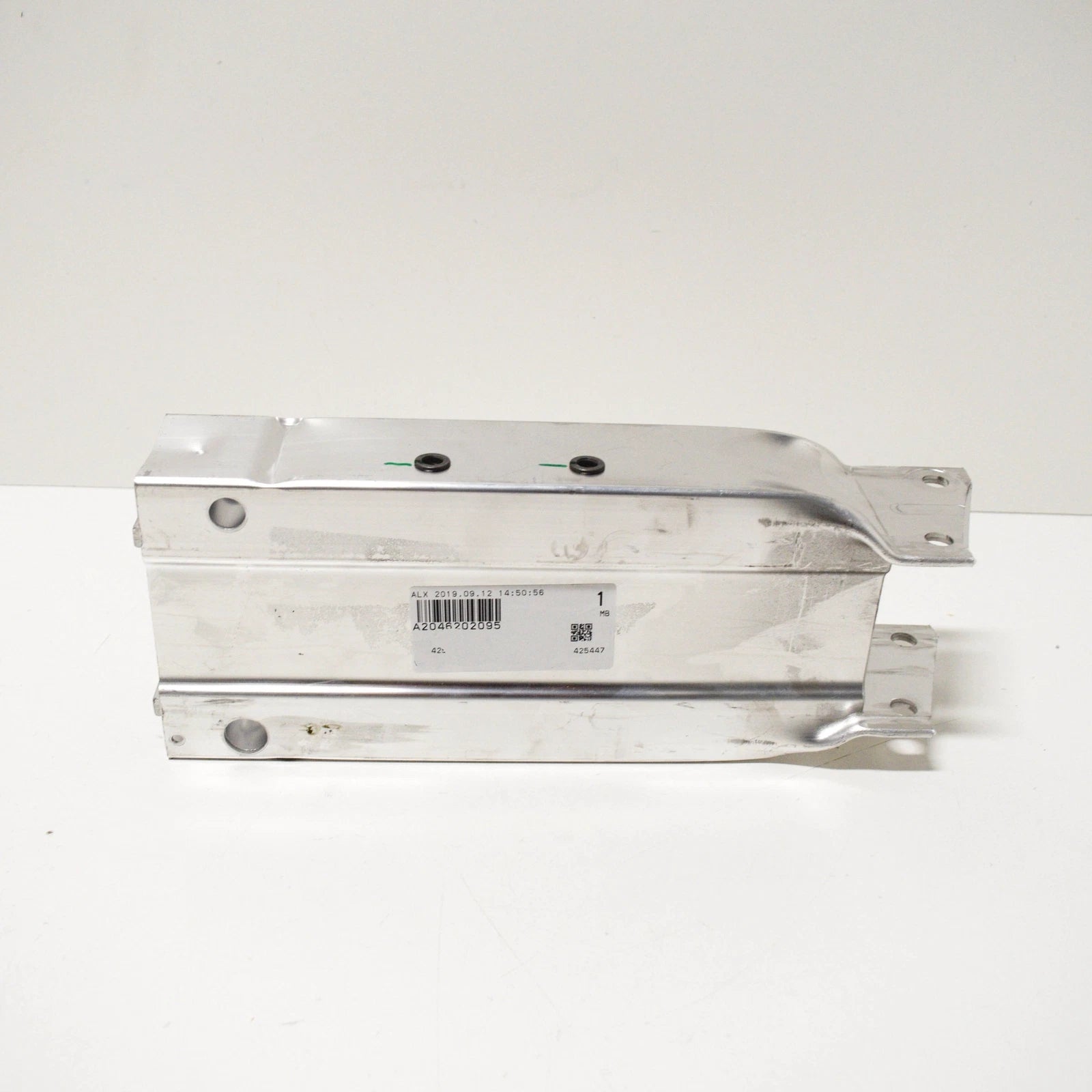 NEW MB C W204 AMG FRONT BUMPER RIGHT SHOCK IMPACT ABSORBER A2046202095 ORIGINAL