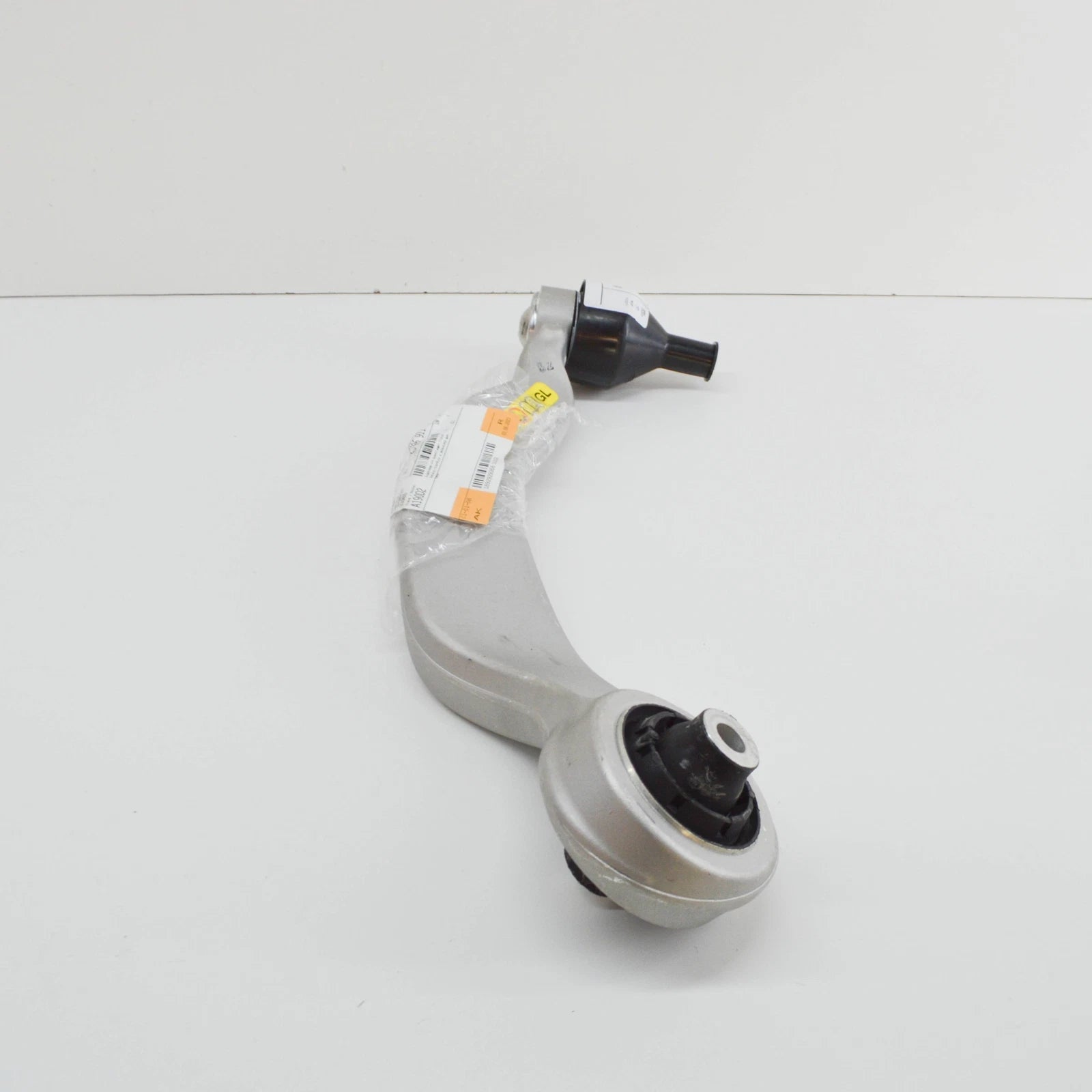 NEW BMW 8 G14 FRONT LEFT TENSION STRUT WITH RUBBER MOUNTING 31106886911 ORIGINAL