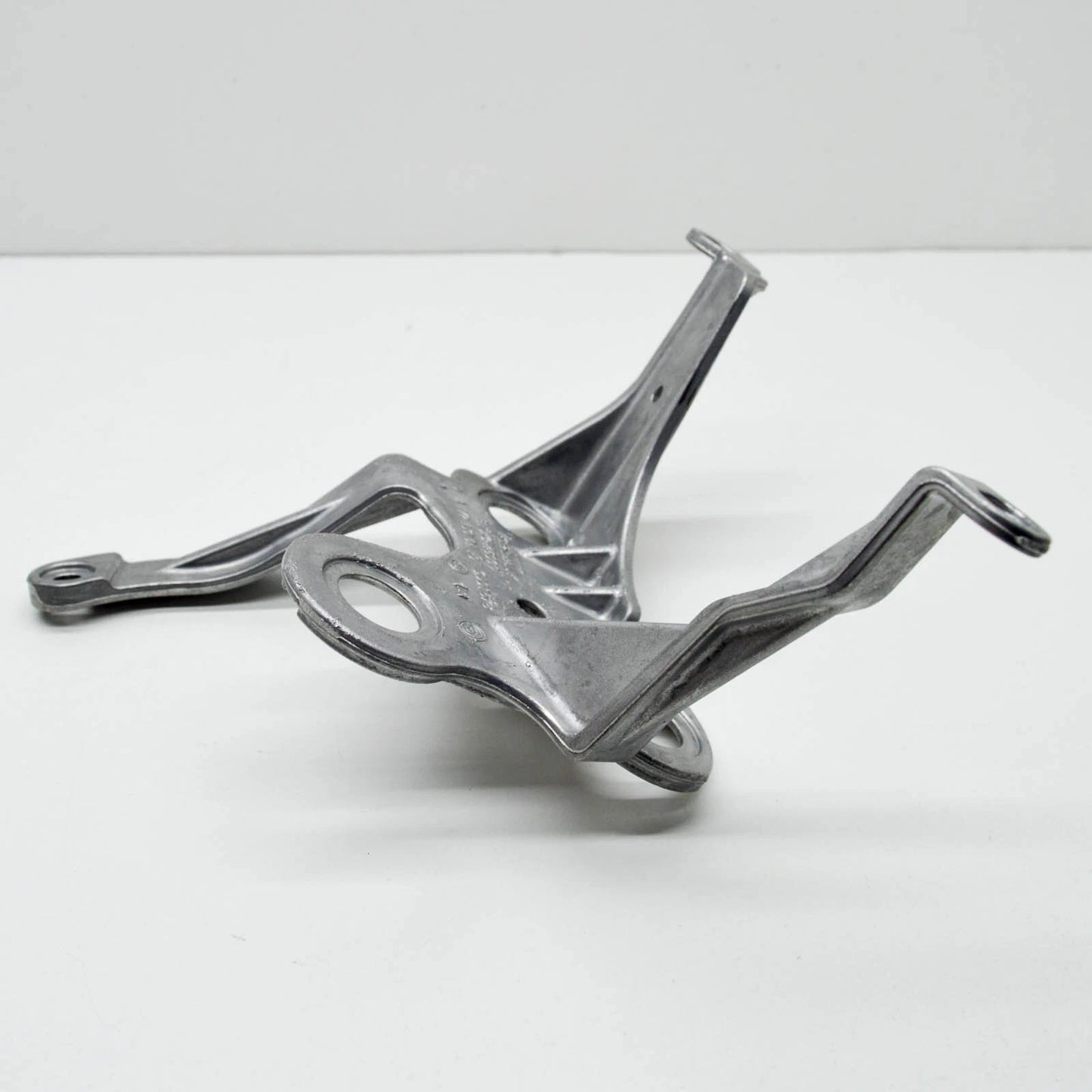 NEW MERCEDES-BENZ SLK R172 ABS PUMP BRACKET A1724300410