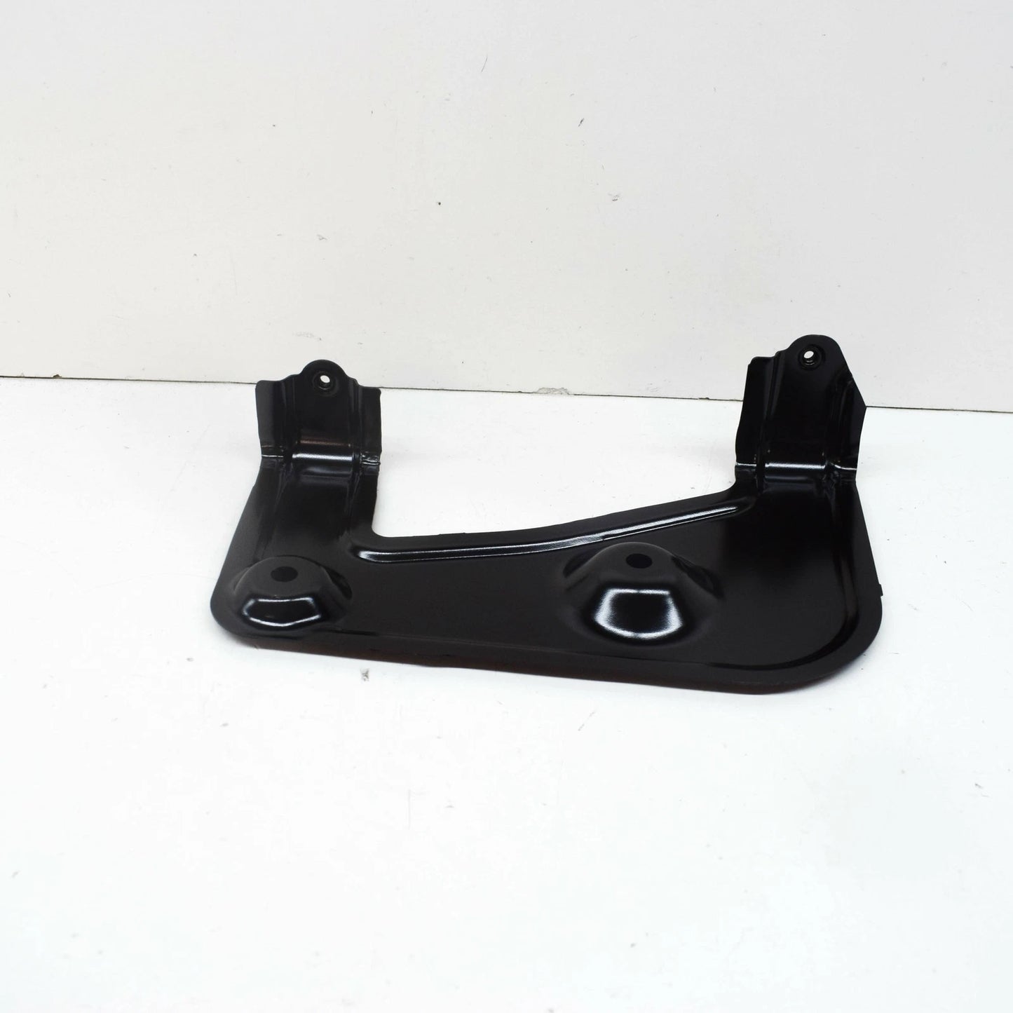 NEW BMW X5 G05 FRONT RIGHT FENDER HOLDER BRACKET 41007492370 ORIGINAL