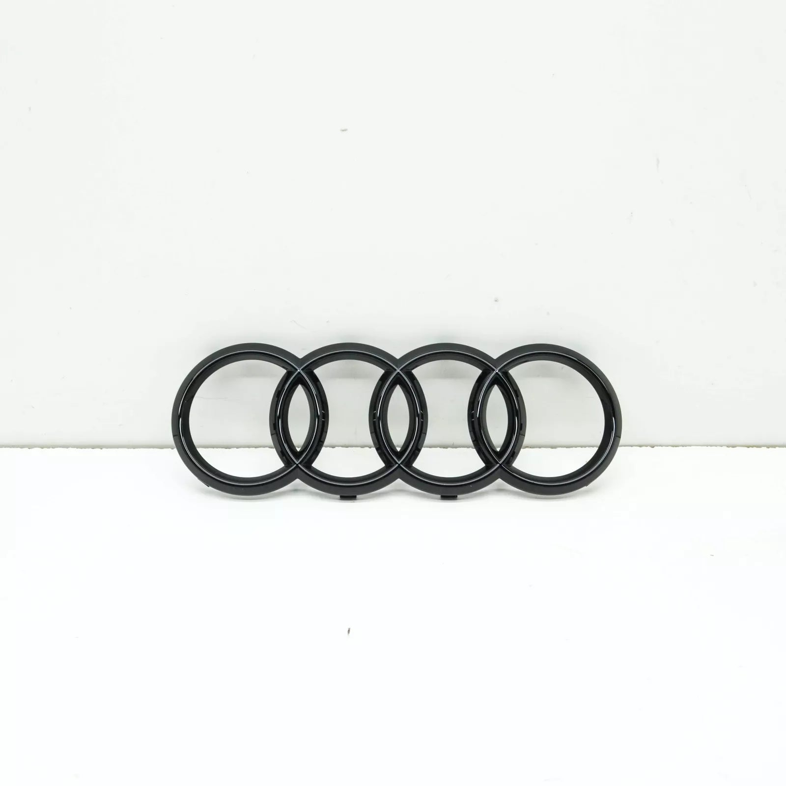 NEW AUDI A6 C7 FRONT EMBLEM BADGE 4H0853605BT94