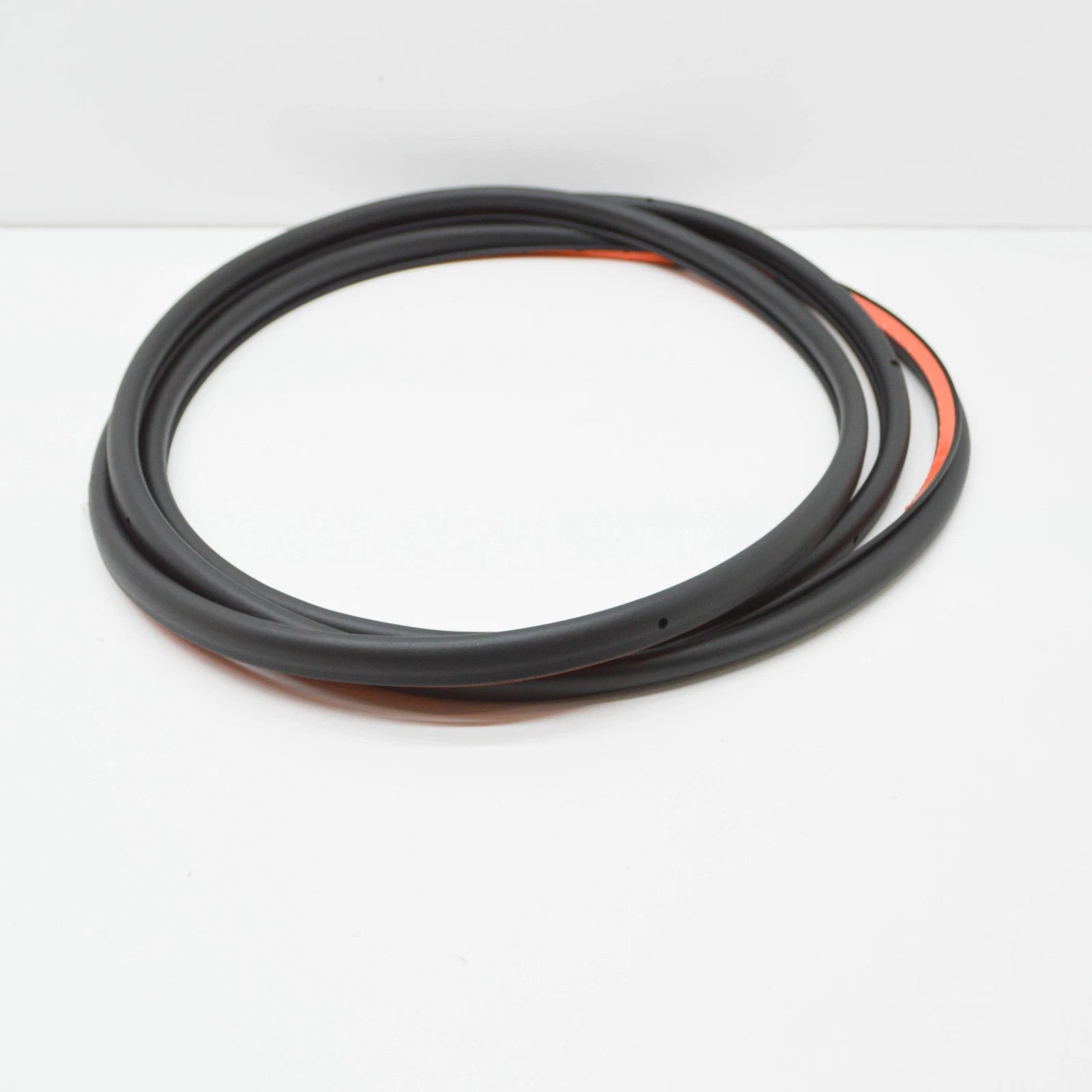 NEW AUDI Q5 8R SPORTBACK REAR LEFT DOOR OUTER SEAL RUBBER 8R0839911L