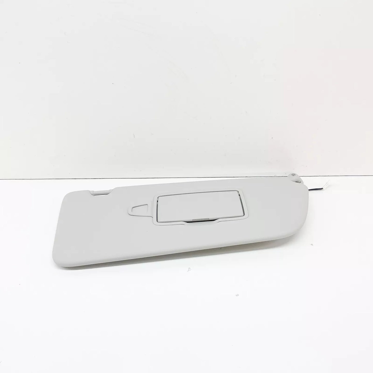 NEW MERCEDES-BENZ VITO W447 RIGHT SIDE SUN VISOR A44781001107M94