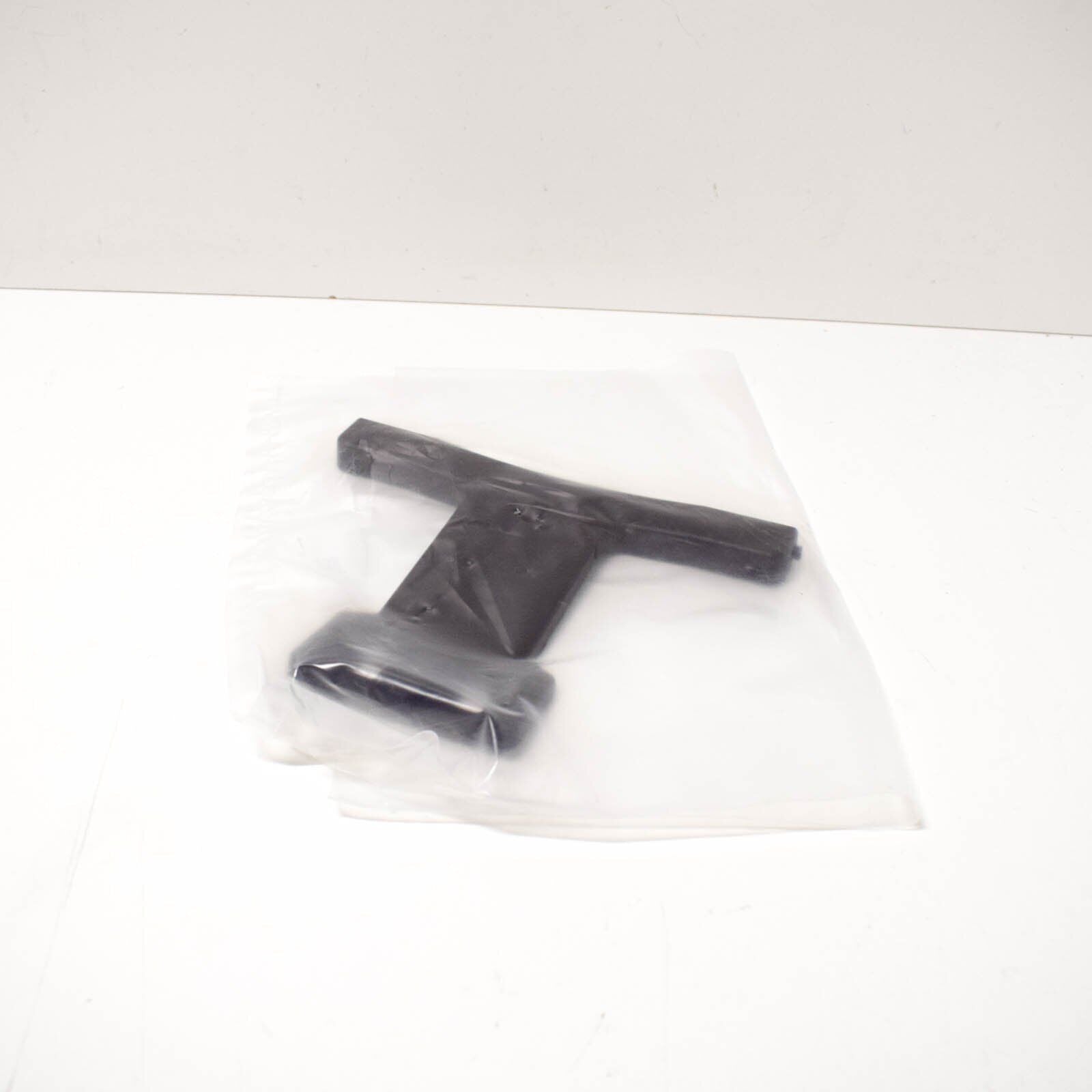 NEW MERCEDES-BENZ C W204 FRONT GRILLE HOLDER A2048850136 ORIGINAL