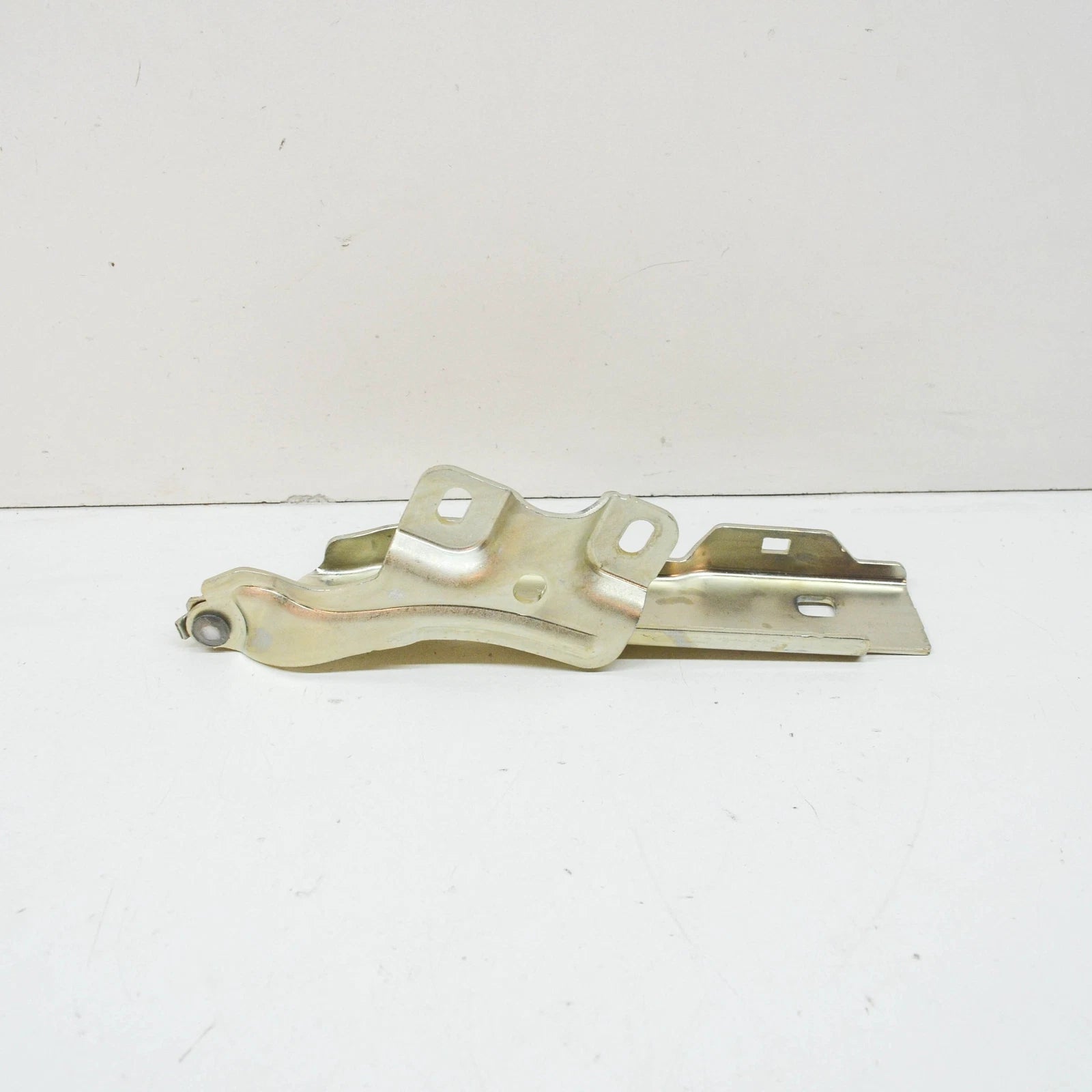 NEW AUDI A1 S1 GB FRONT RIGHT BONNET HOOD HINGE 82A823302 ORIGINAL