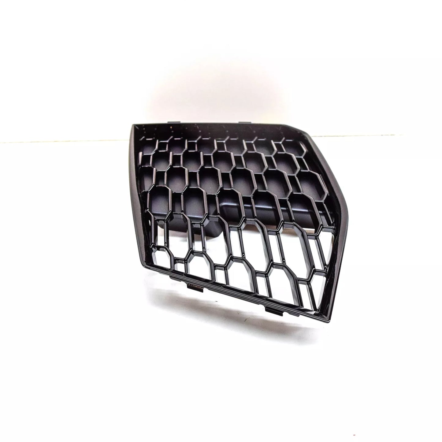 NEW AUDI A5 RS5 8W6 FRONT BUMPER LEFT SIDE GRILLE 8W6807681PT94 ORIGINAL