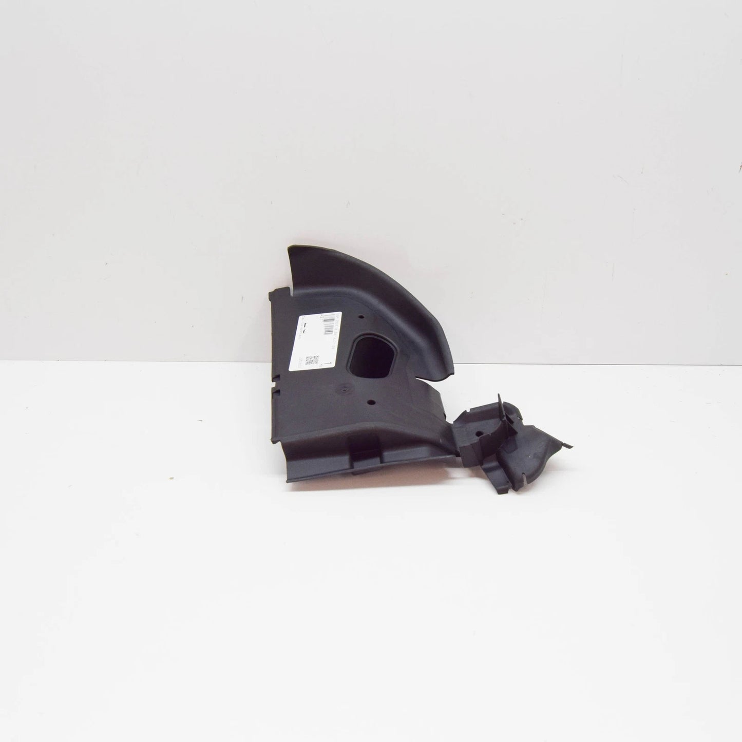 NEW MERCEDES-BENZ E W213 RIGHT RADIATOR AIR GUIDE DUCT A2135052600 ORIGINAL