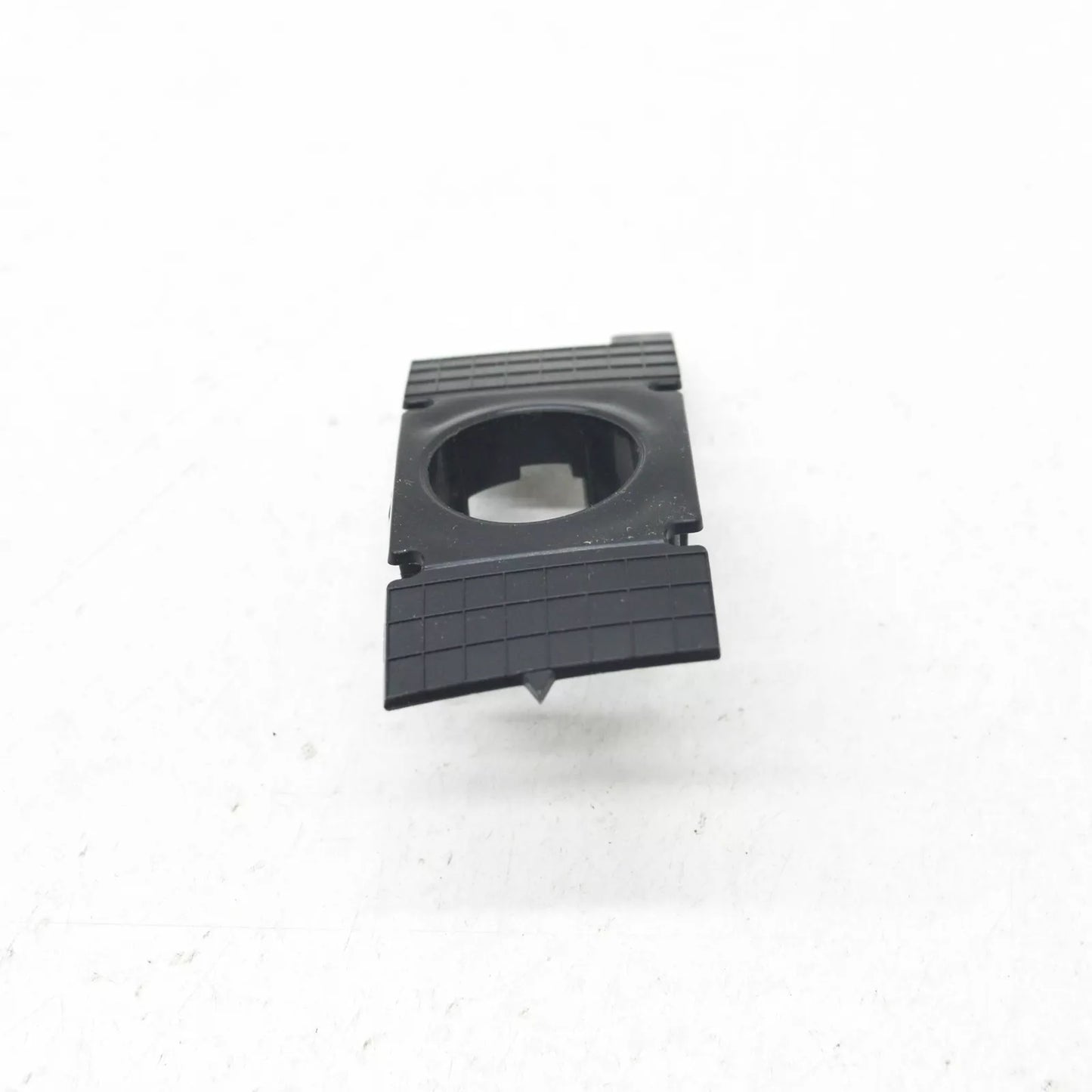 NEW VW TIGUAN ALLSPACE AD MK2 REAR RIGHT PARK SENSOR BRACKET 5NL919492 ORIGINAL