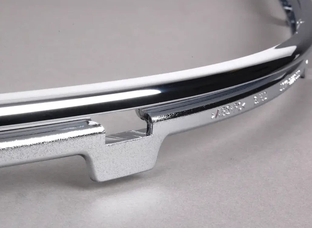 NEW BMW 5 E39 FRONT RIGHT BUMPER MOULDING 8226556 51118226556 ORIGINAL