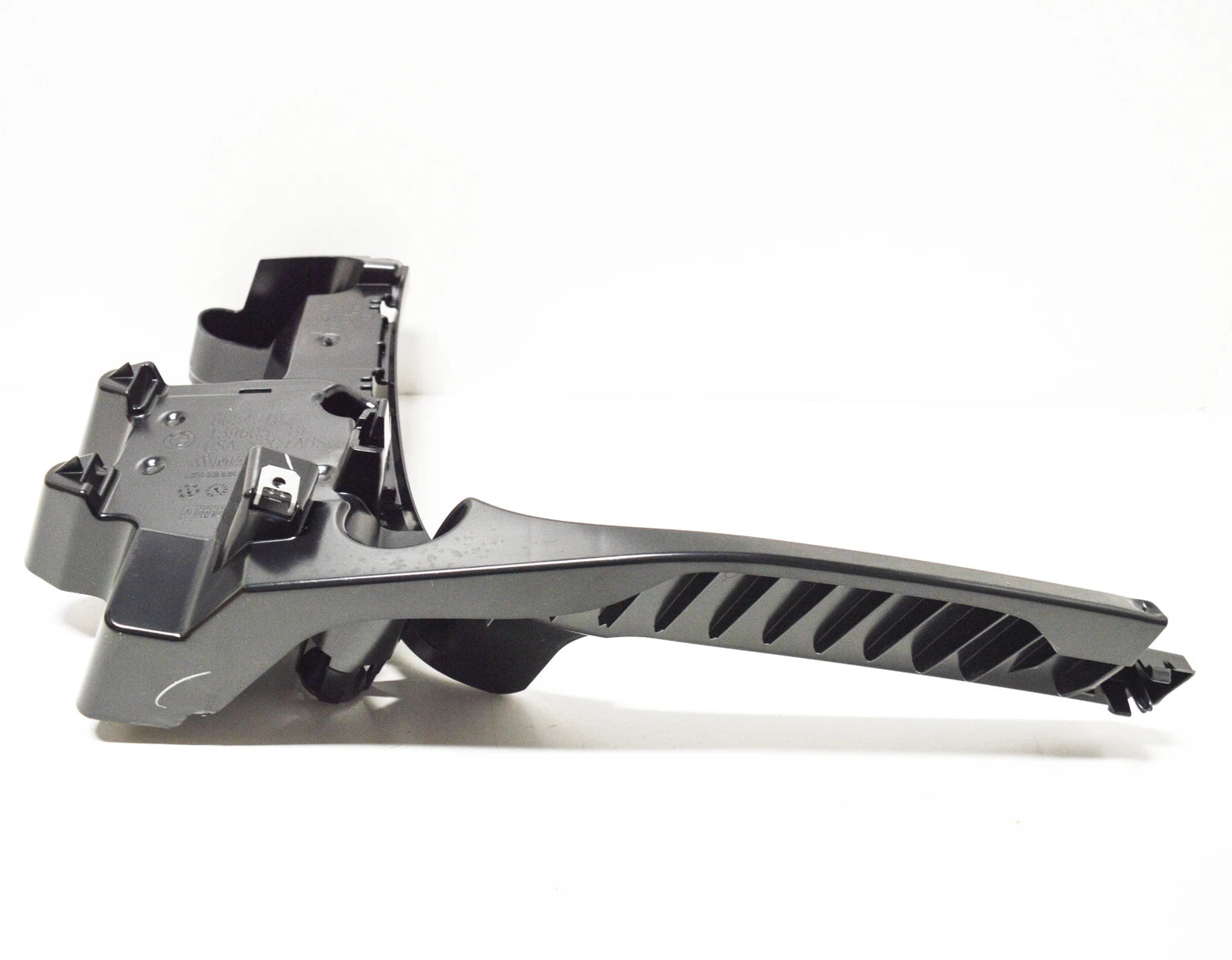 NEW BMW X5 F15 REAR M BUMPER LEFT CORNER MOUNT 51128054019 8054019 ORIGINAL