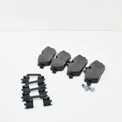 NEW BMW FRONT BRAKE PADS REPAIR KIT E81/E82/E87/E88 1 6774050 34116774050