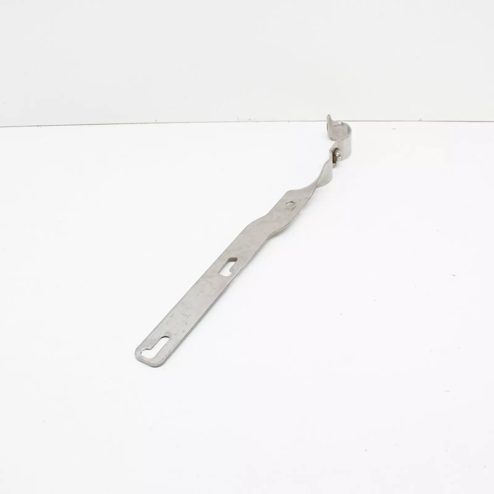 NEW BMW 5 E60 FRONT EXHAUST PIPE BRACKET 18207521347 7521347 ORIGINAL