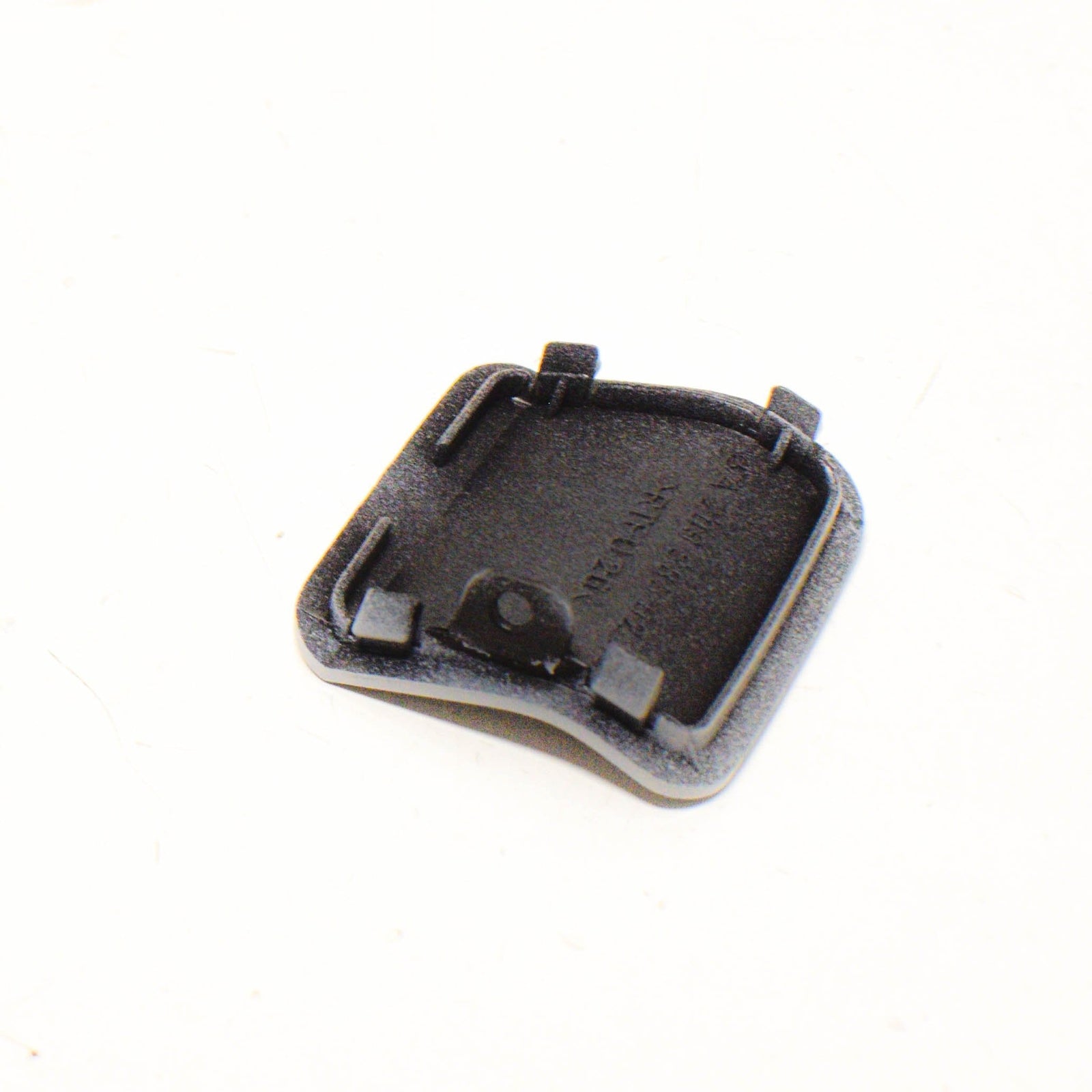 NEW MB CLK C209 REAR AMG BUMPER TOW HOOK EYE COVER A2098850226 2007 ORIGINAL