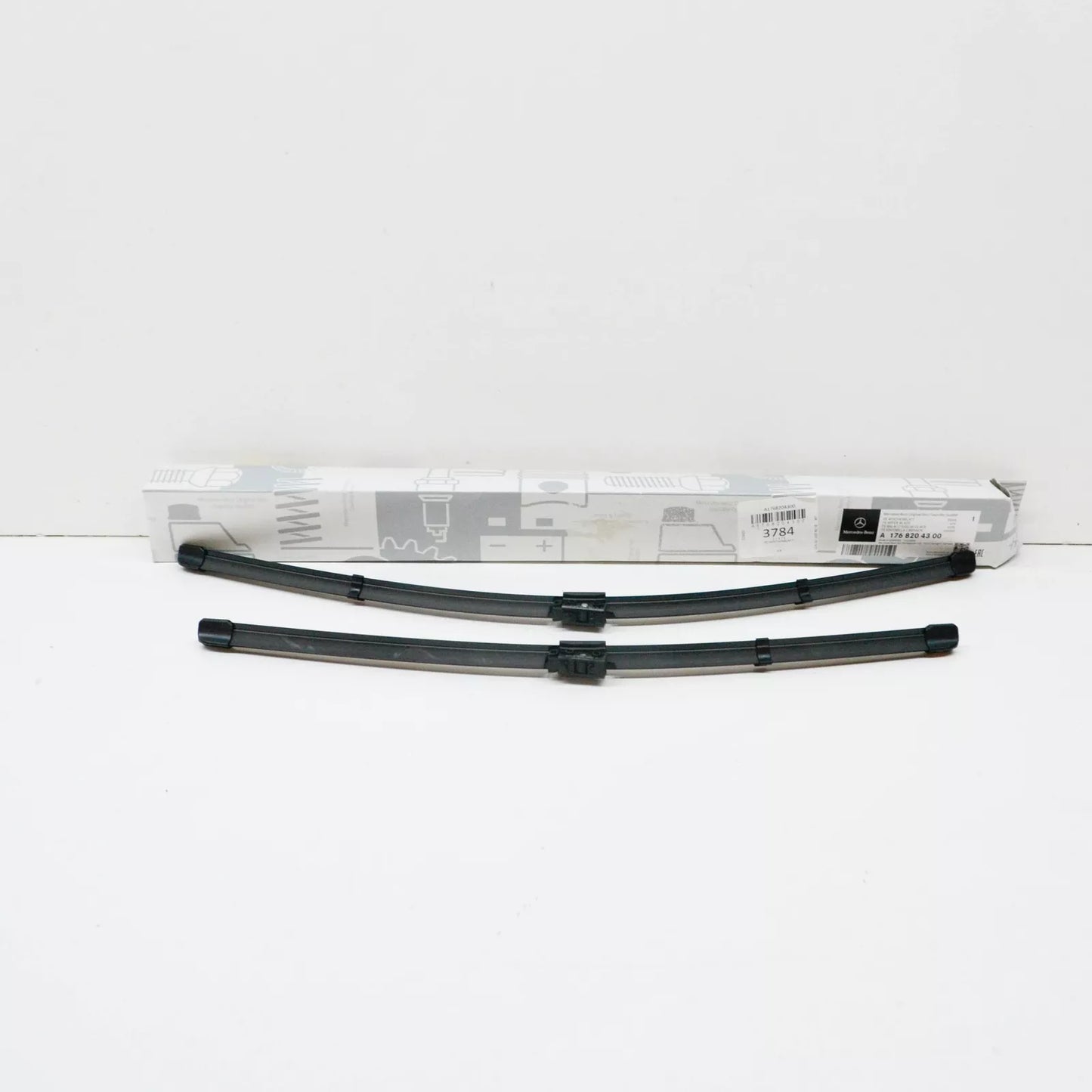 NEW MB A W176 FRONT WINDSHIELD WIPER BLADES SET A1768204300 LHD ORIGINAL