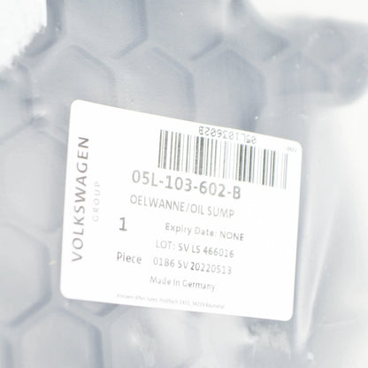 NEW AUDI A5 8W6 ENGINE OIL SUMP LOWER PART 05L103602B