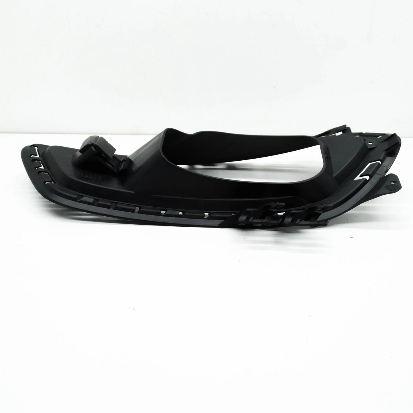 NEW MERCEDES-BENZ CLA C117 FRONT RIGHT BUMPER AIR DUCTING A1178850063 ORIGINAL