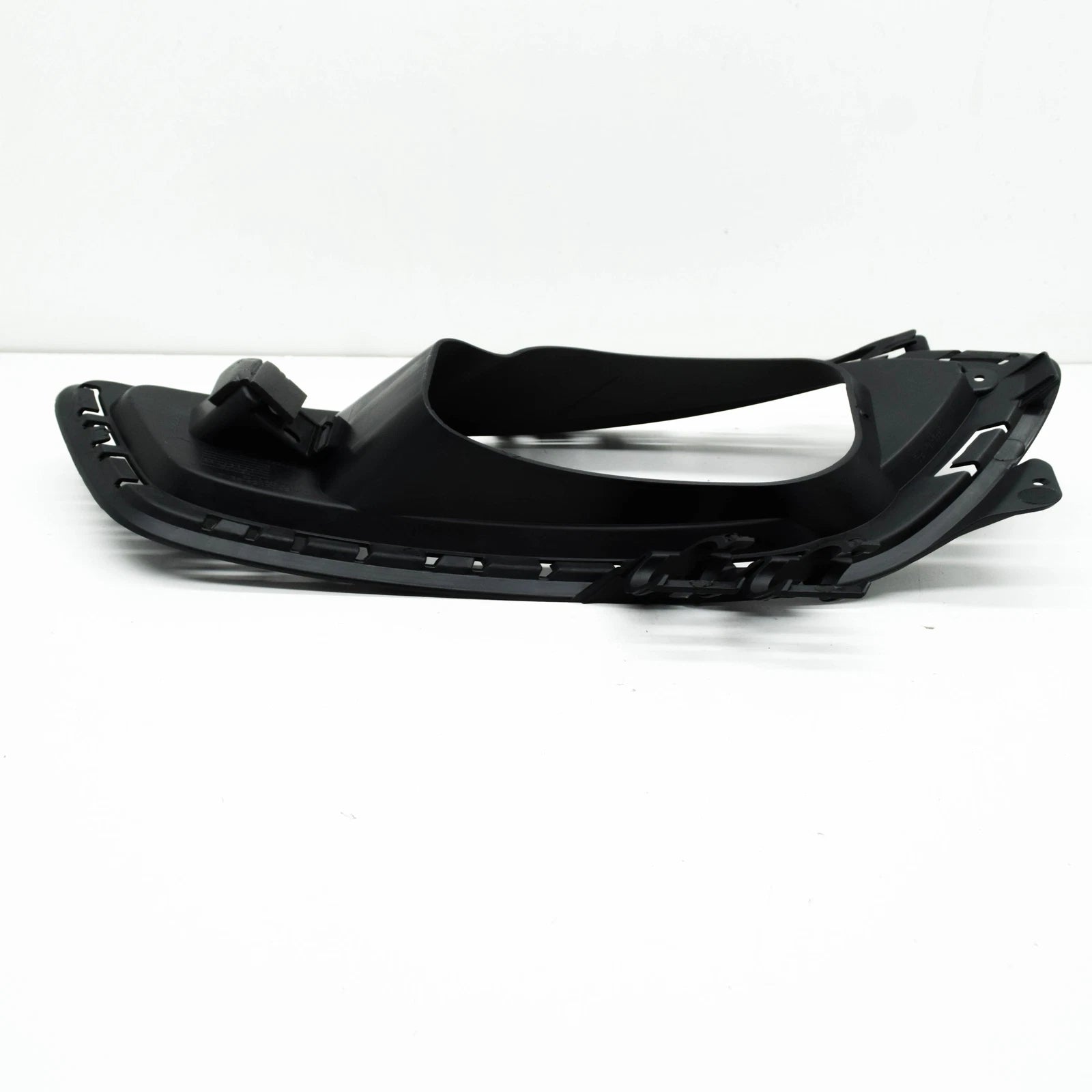 NEW MERCEDES-BENZ CLA C117 FRONT RIGHT BUMPER AIR DUCTING A1178850063 ORIGINAL