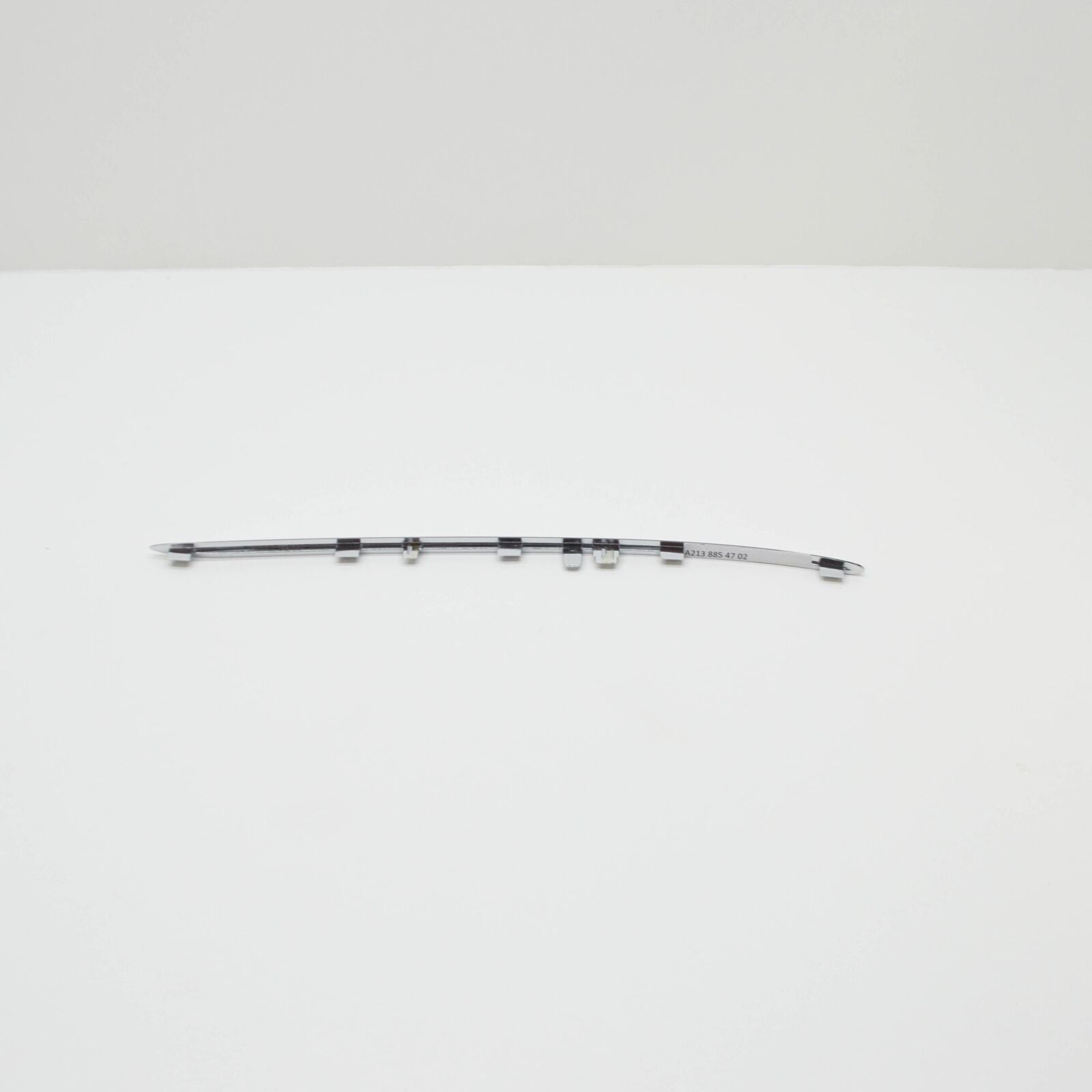 NEW MERCEDES-BENZ AMG GT C190 FRONT RIGHT UPPER GRILLE TRIM A2138854702 ORIGINAL