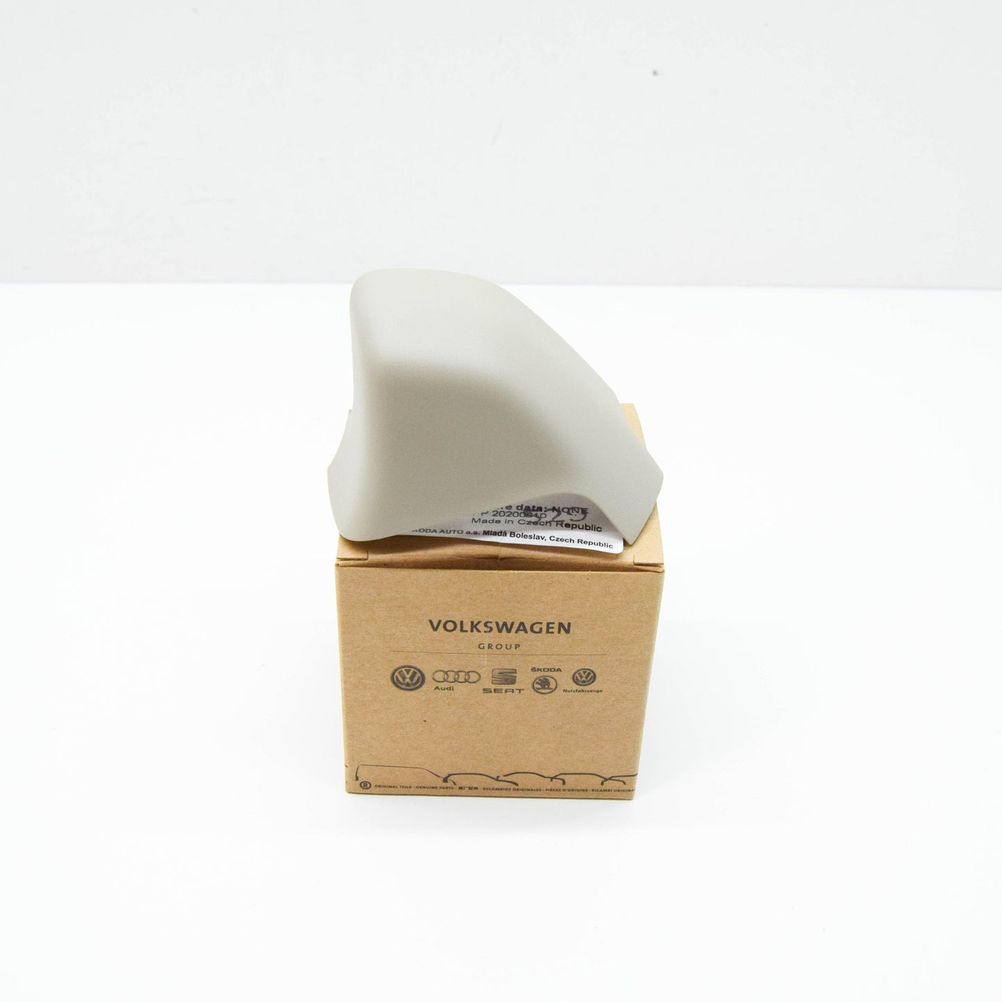 new skoda superb mk3 interior mirror left cap 3v0858633cwc4 original