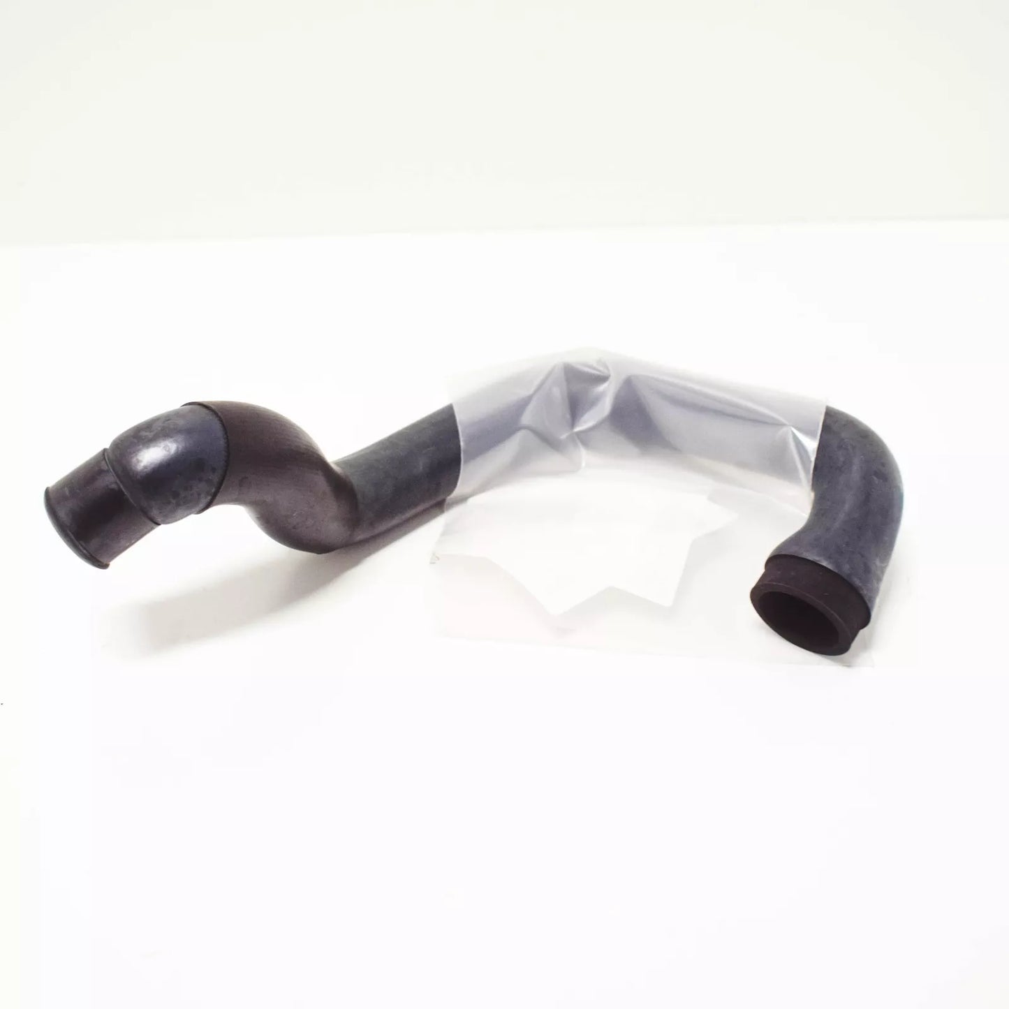 NEW BMW 5 E39 2.8I AIR HOSE IDLE CONTROL VALVE TO BOOT 13411740950 ORIGINAL