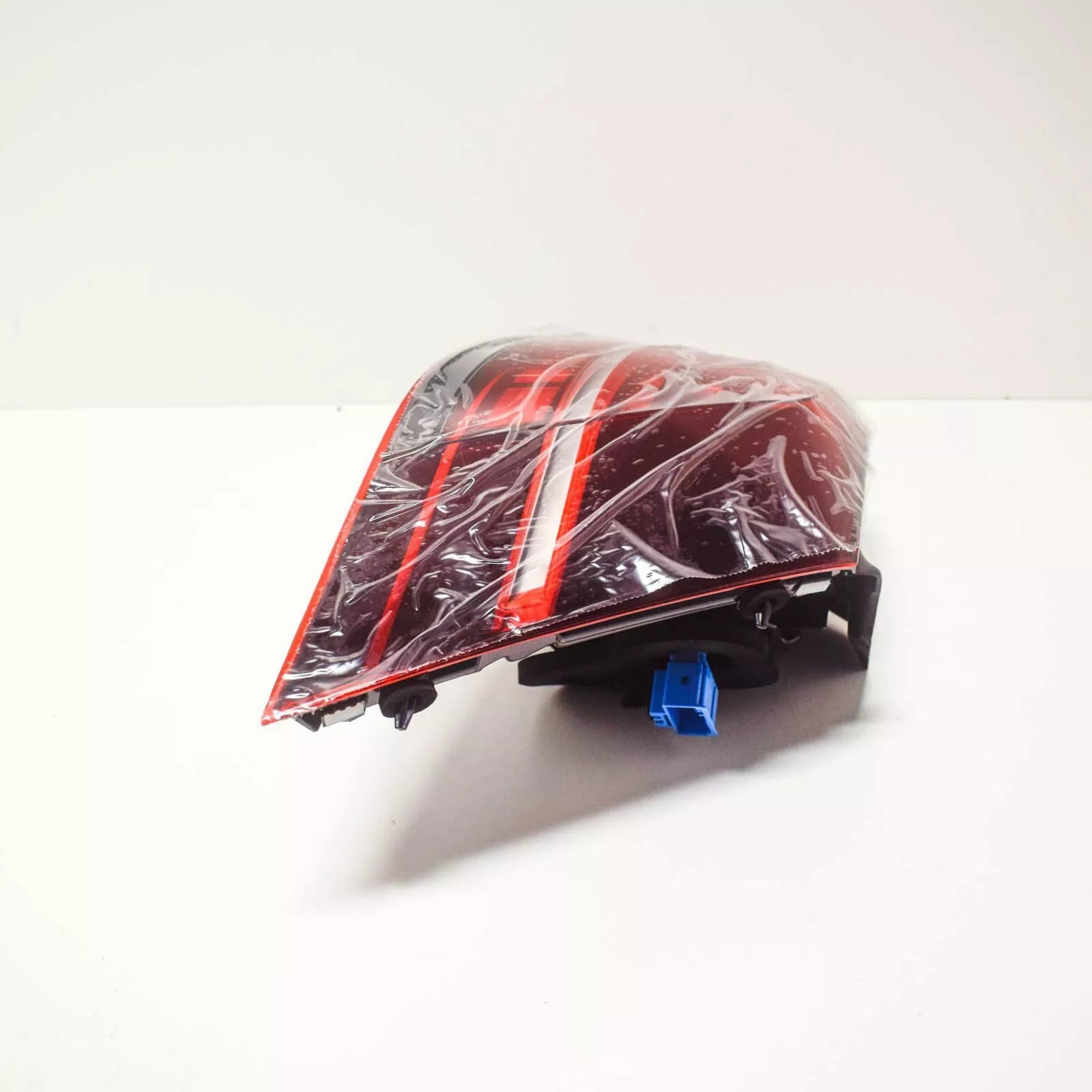 NEW VOLKSWAGEN GOLF MK7 REAR RIGHT TAILLIGHT LED 5G0945208G ORIGINAL