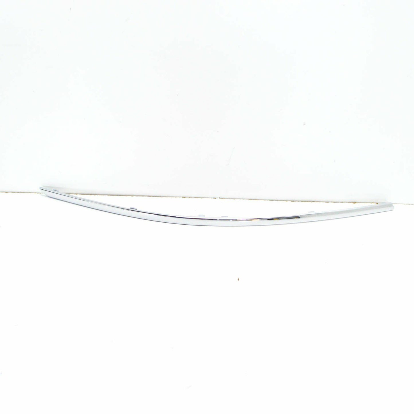NEW MERCEDES-BENZ B W246 FRONT BUMPER LEFT CHROME MOLDING A2468850421 ORIGINAL