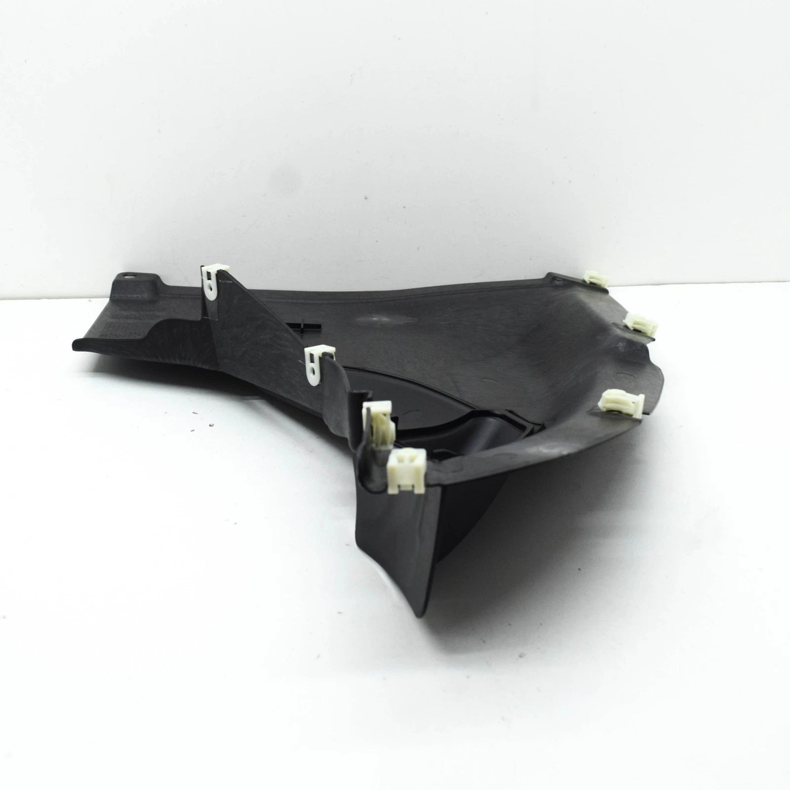 NEW BMW X3 G01 FRONT WHEEL ARCH LOWER BOTTOM RIGHT TRIM 51717445680 ORIGINAL