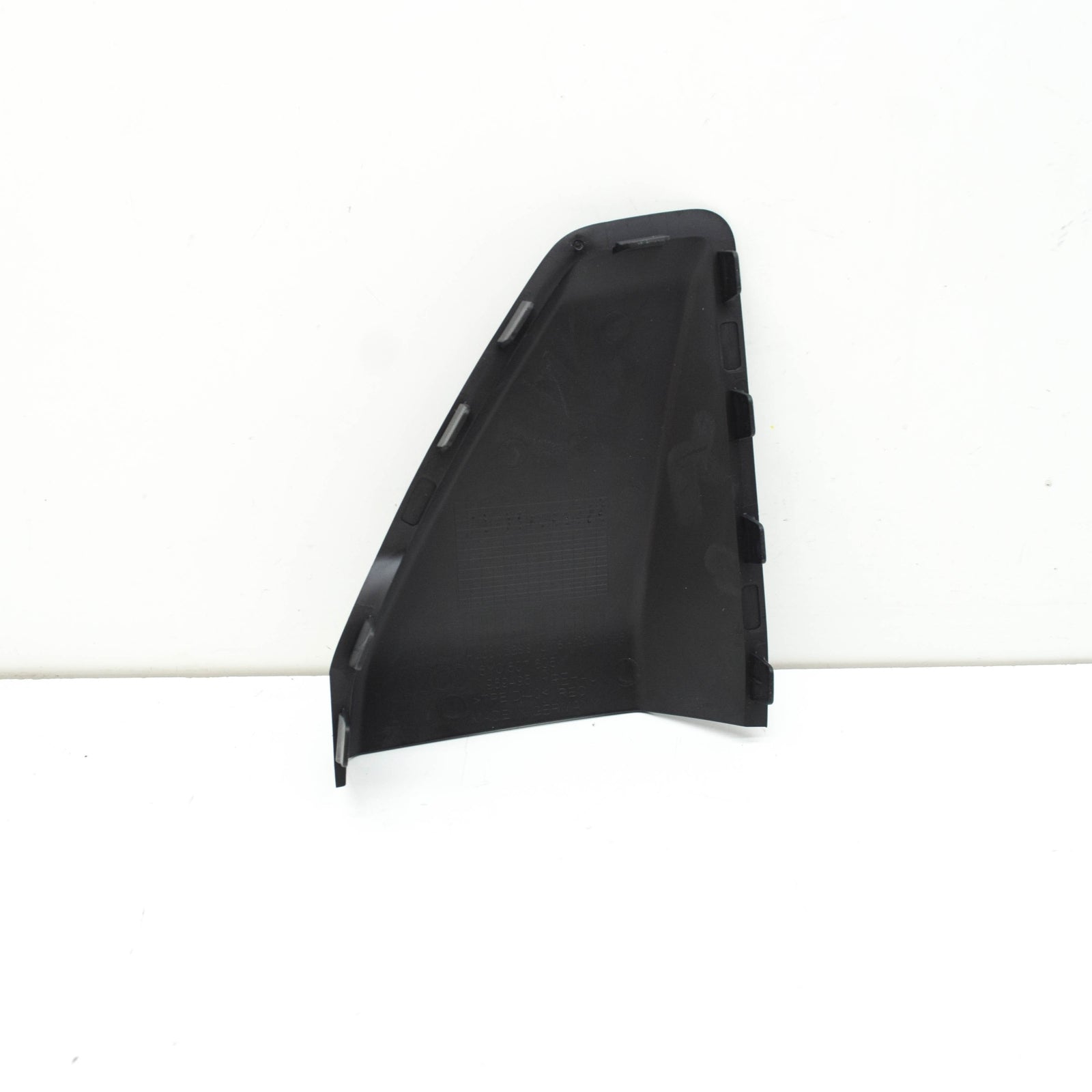 NEW AUDI A3 SPORTBACK 8YA FRONT LEFT AIR GUIDE 8Y0807605 ORIGINAL