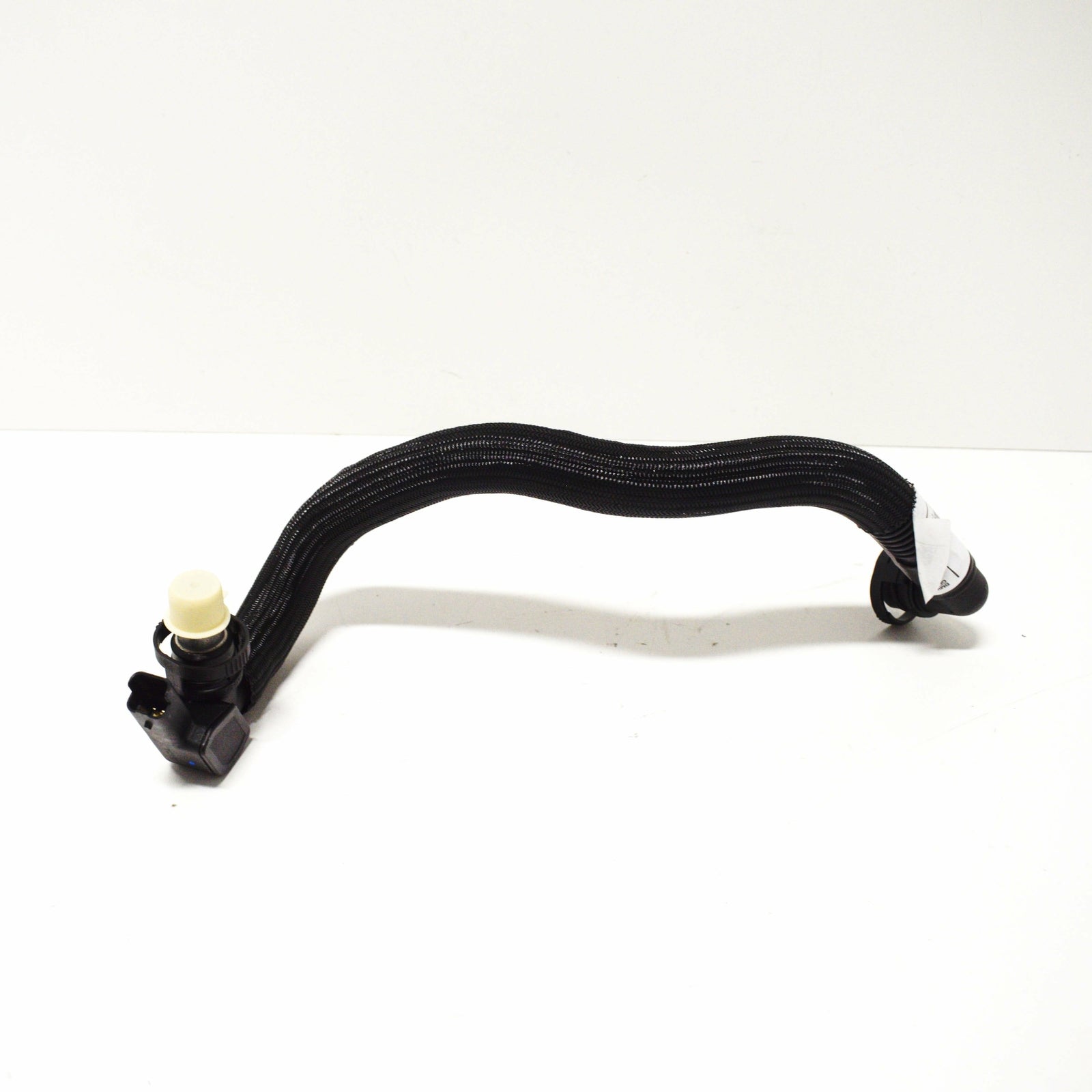 new mini r56 engine breather crankcase hose 11157612996 original