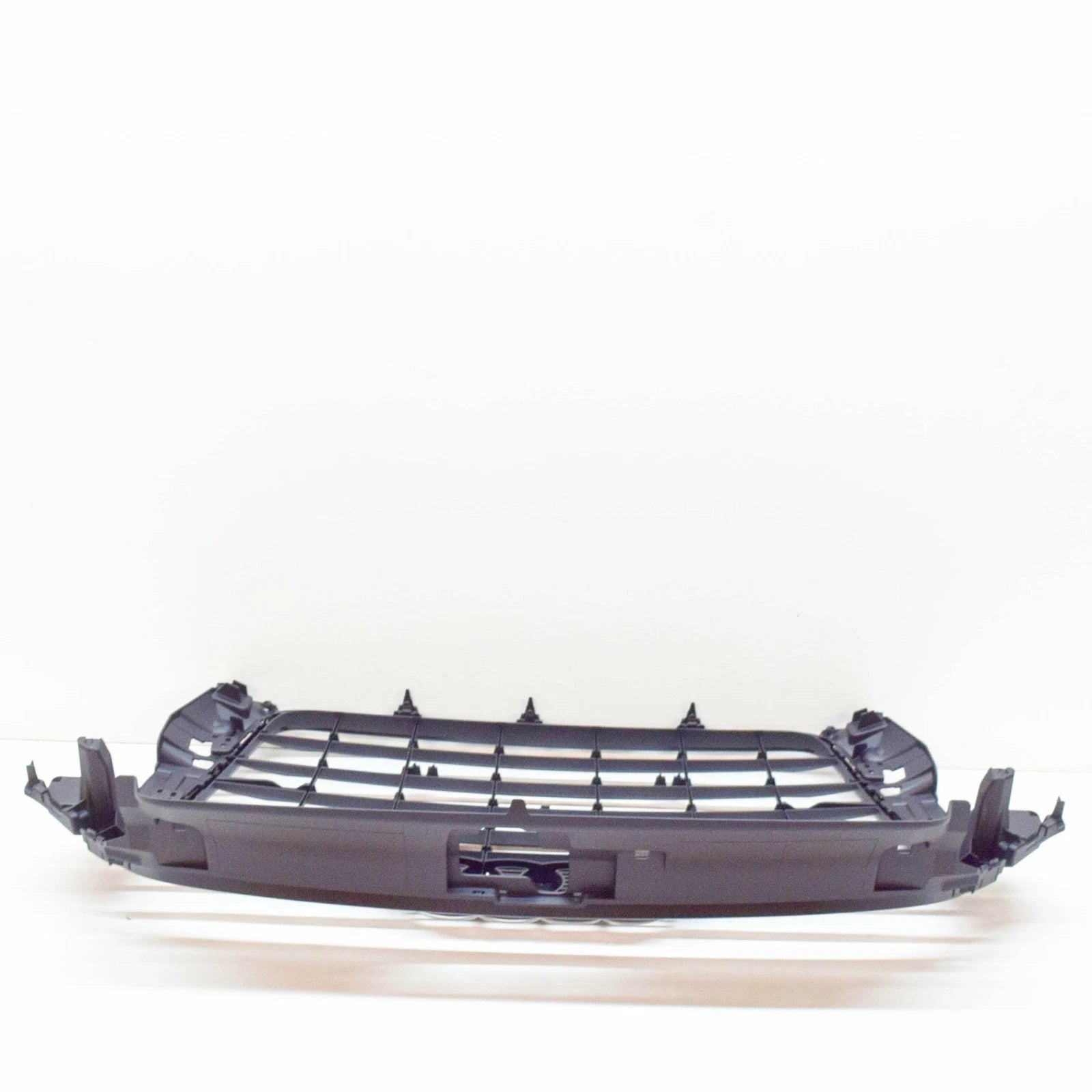 NEW AUDI A3 8V FRONT RADIATOR GRILLE 8V5853651BCKA