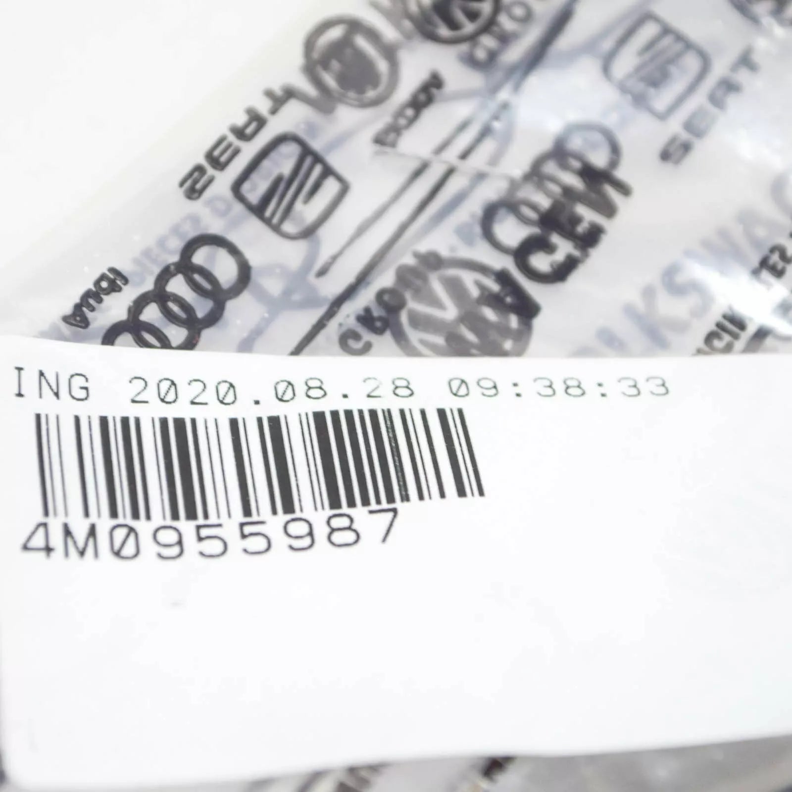 NEW AUDI Q7 4M FRONT WINDSCREEN WASHER NOZZLE JET LEFT 4M0955987 ORIGINAL