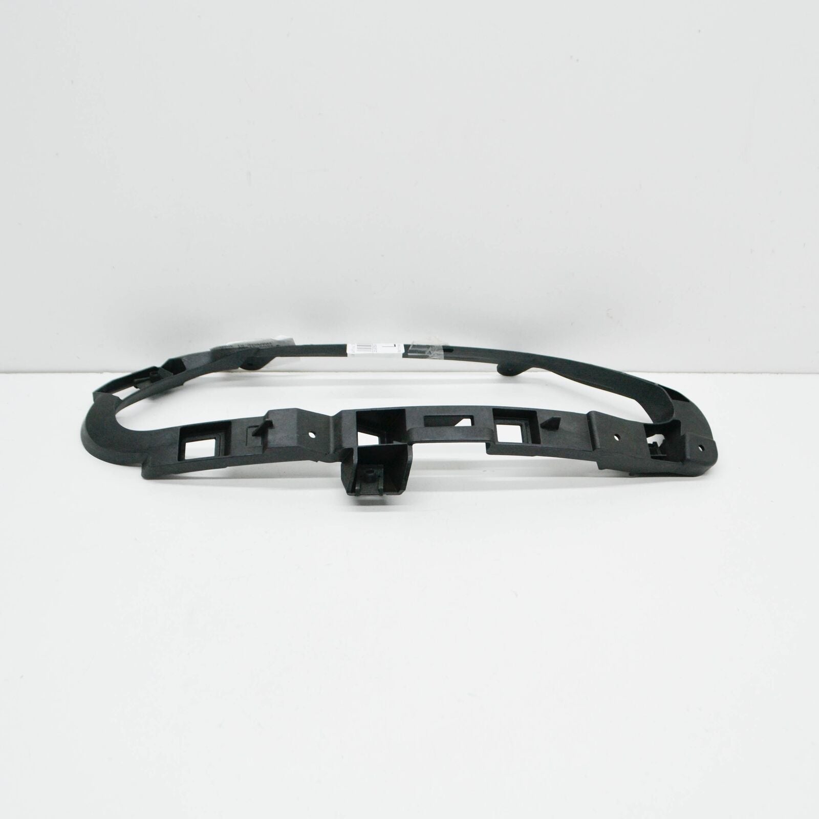 NEW VW PASSAT B8 3G REAR RIGHT EXHAUST PIPE TIP BRACKET 3G0807056 ORIGINAL