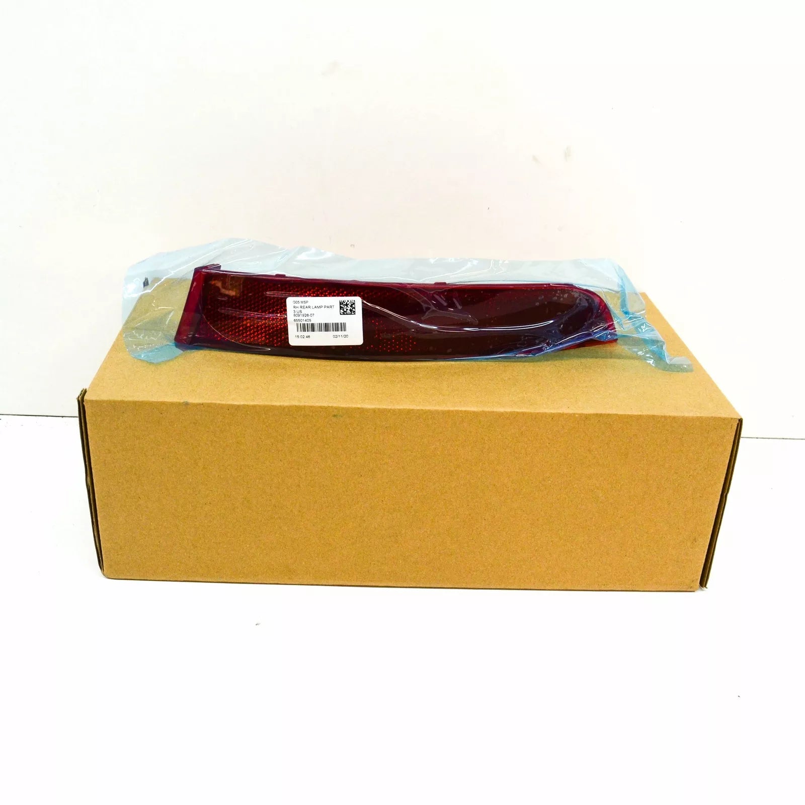 NEW BMW X5 G05 M REAR RIGHT BUMPER REFLECTOR 63148091926 ORIGINAL