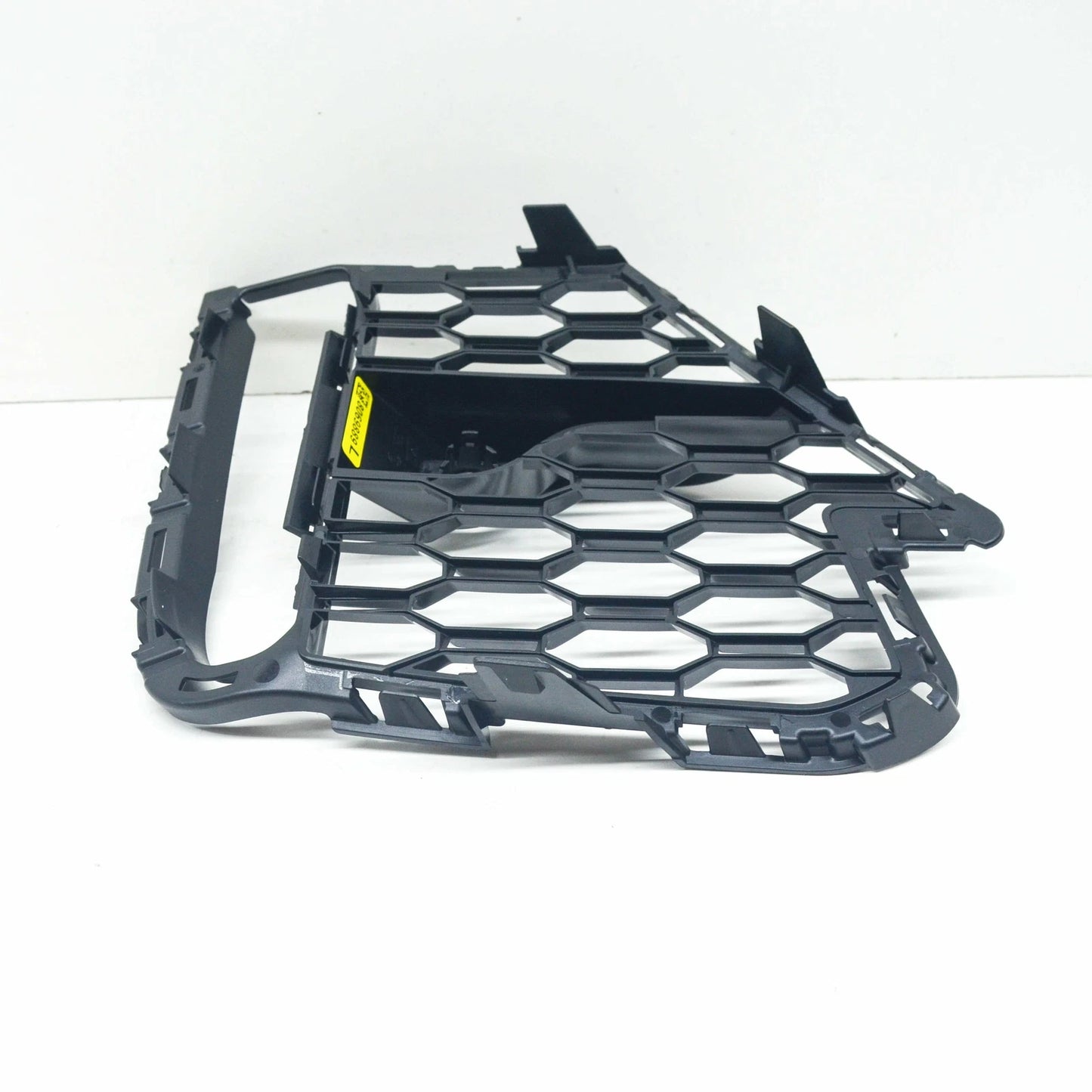 NEW BMW X5 G05 M FRONT BUMPER LEFT OPEN GRILLE 51118069889 ORIGINAL