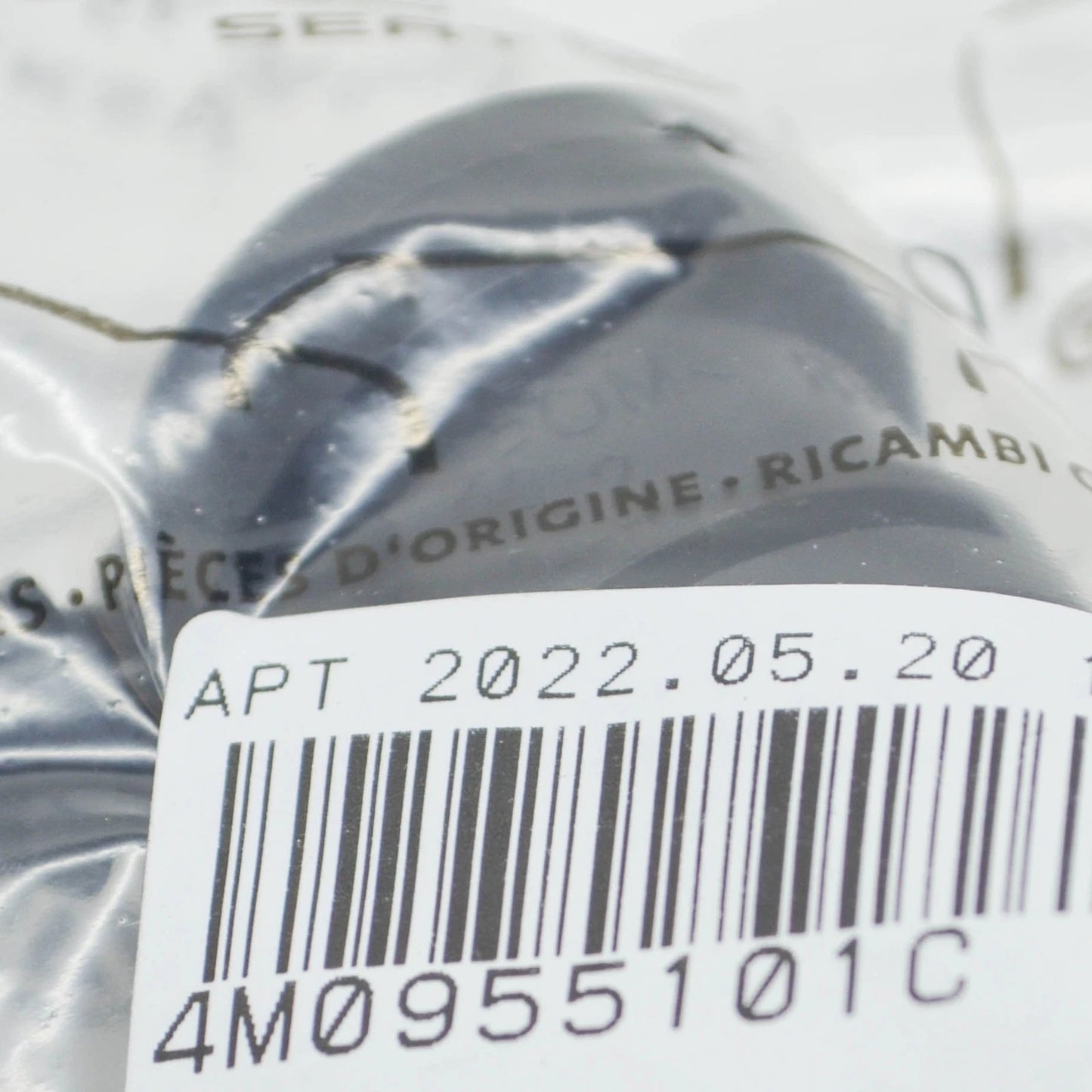 NEW AUDI Q7 4M FRONT LEFT HEADLIGHT WASHER CYLINDER 4M0955101C