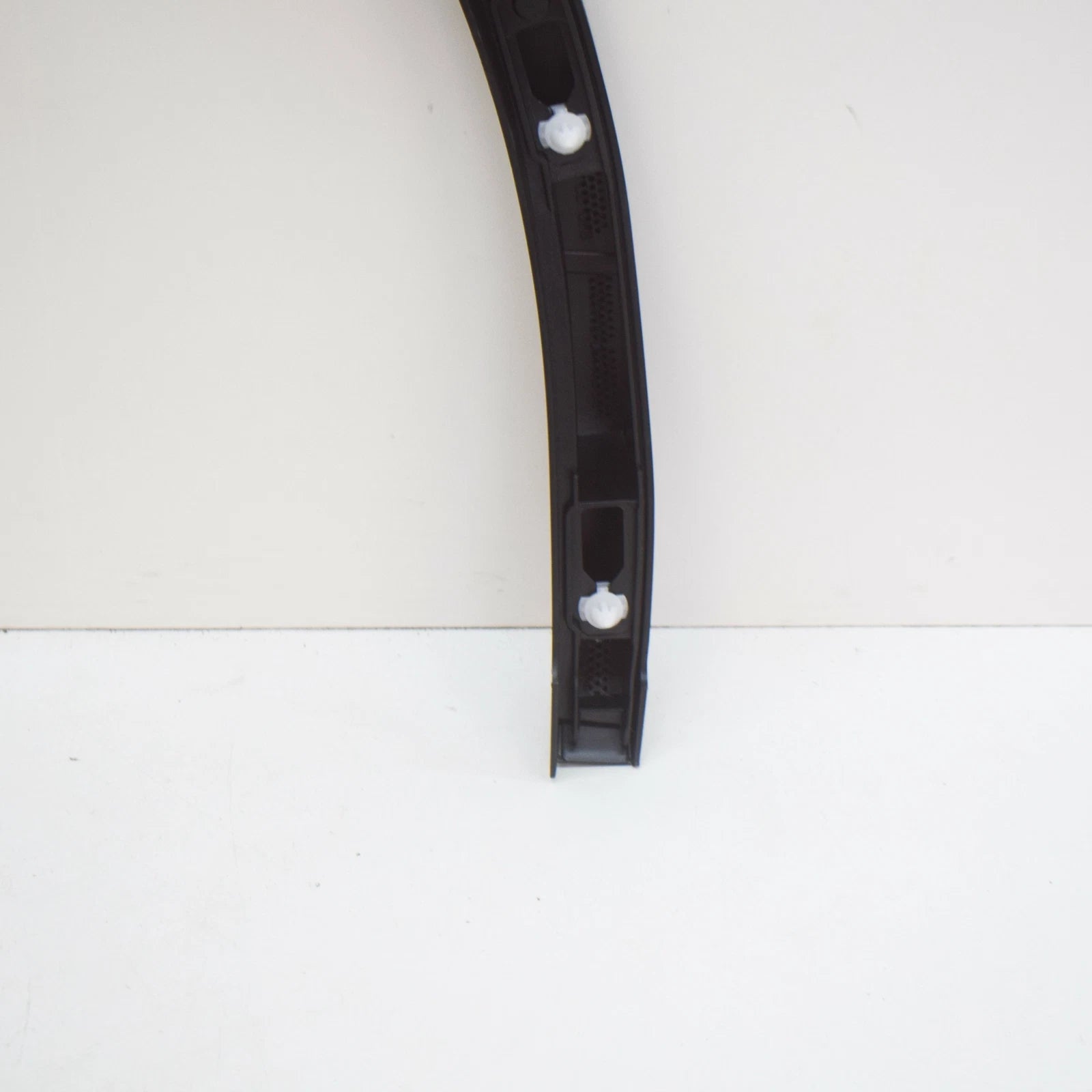 NEW VW TOUAREG 7P REAR LEFT WHEEL ARCH COVER TRIM 7P6854819B9B9 ORIGINAL