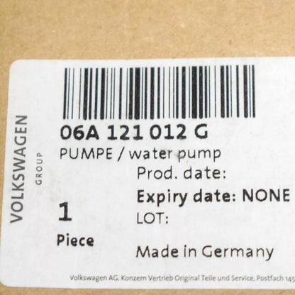NEW AUDI A4 B6 WATER PUMP 06A121012G 1.8 T 120KW ORIGINAL