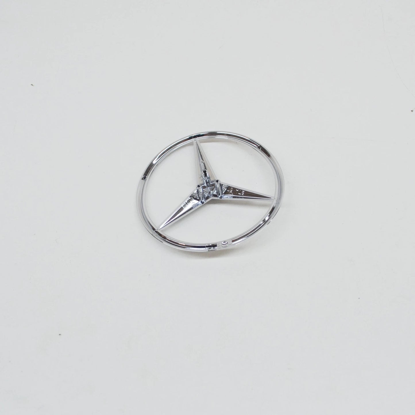 NEW MERCEDES-BENZ ML-CLASS W166 REAR TAILGATE BADGE A1668170016 2014 ORIGINAL