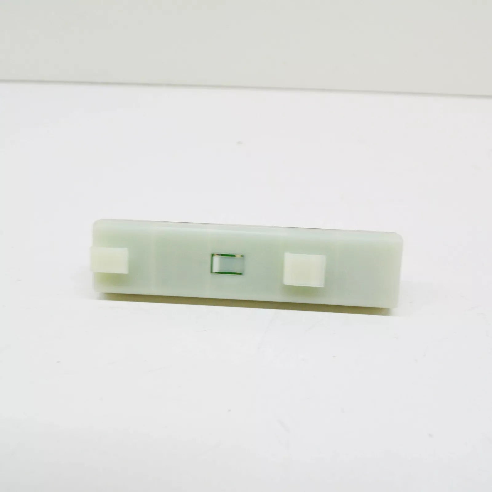 NEW MERCEDES-BENZ E COUPE C207 ENERGY DISTRIBUTOR LEFT A0009820112 ORIGINAL