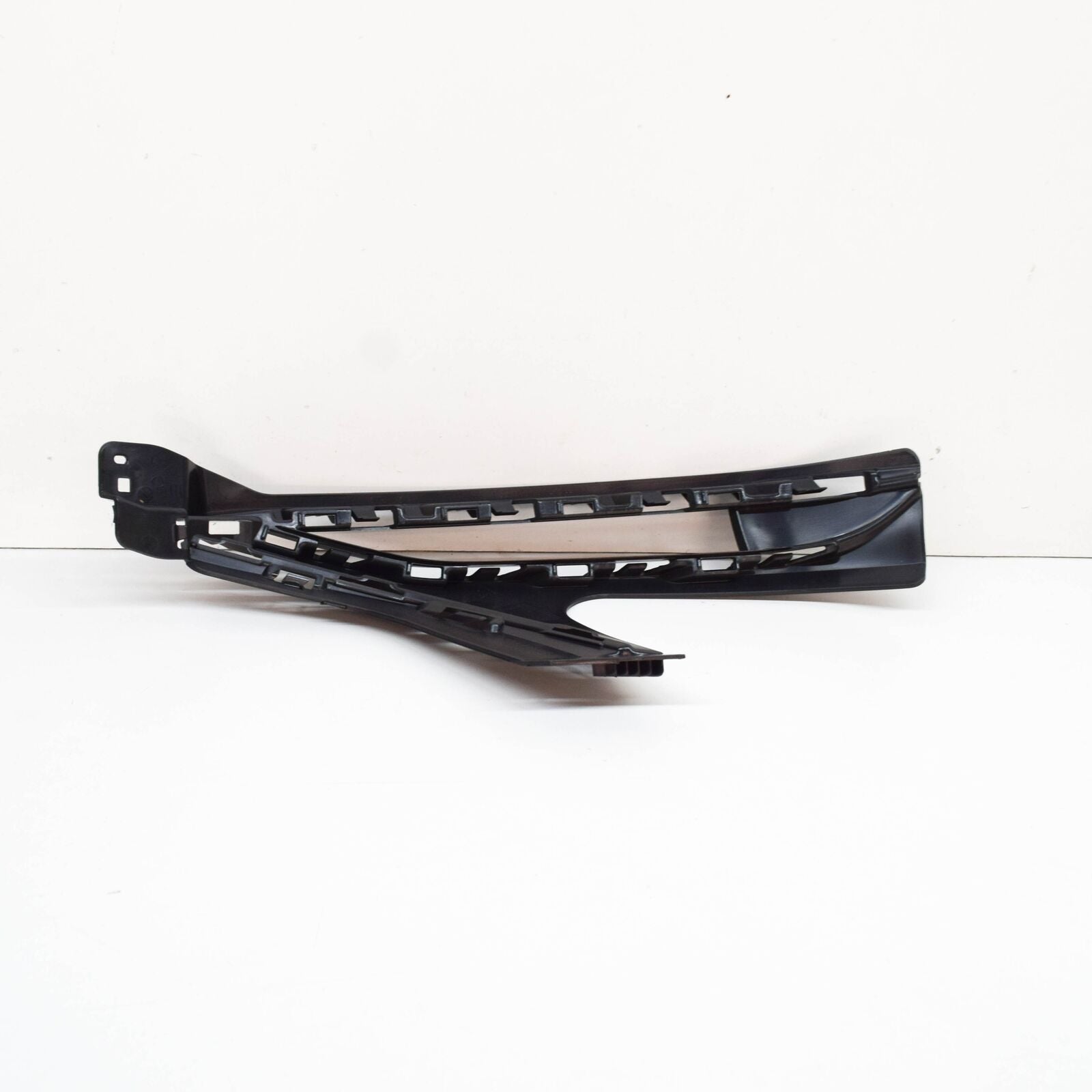 NEW AUDI Q7 4M FRONT RIGHT RADIATOR SUPPORT AIR DUCT 4M0807158E9B9 ORIGINAL