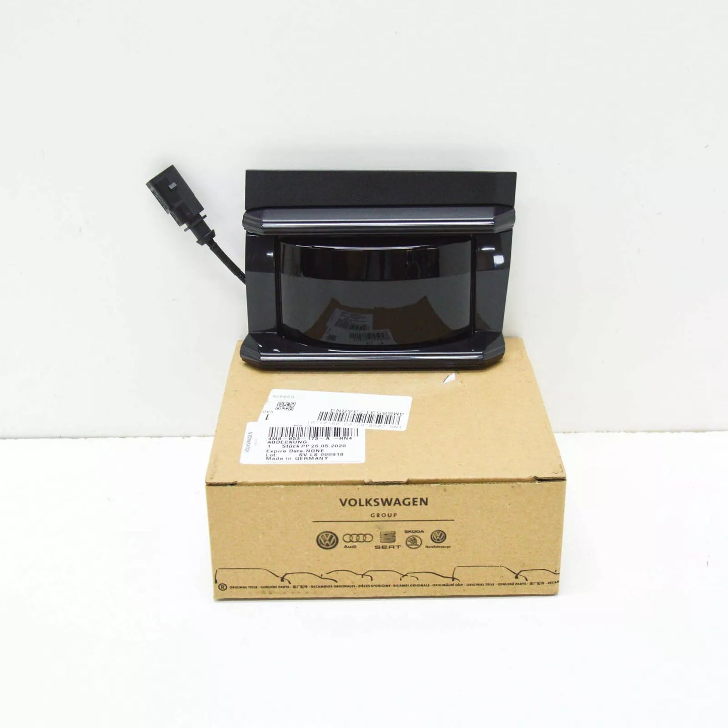 NEW AUDI Q8 FRONT BUMPER GRILLE LEFT MOLDING BEZEL 4M8853173ARN4