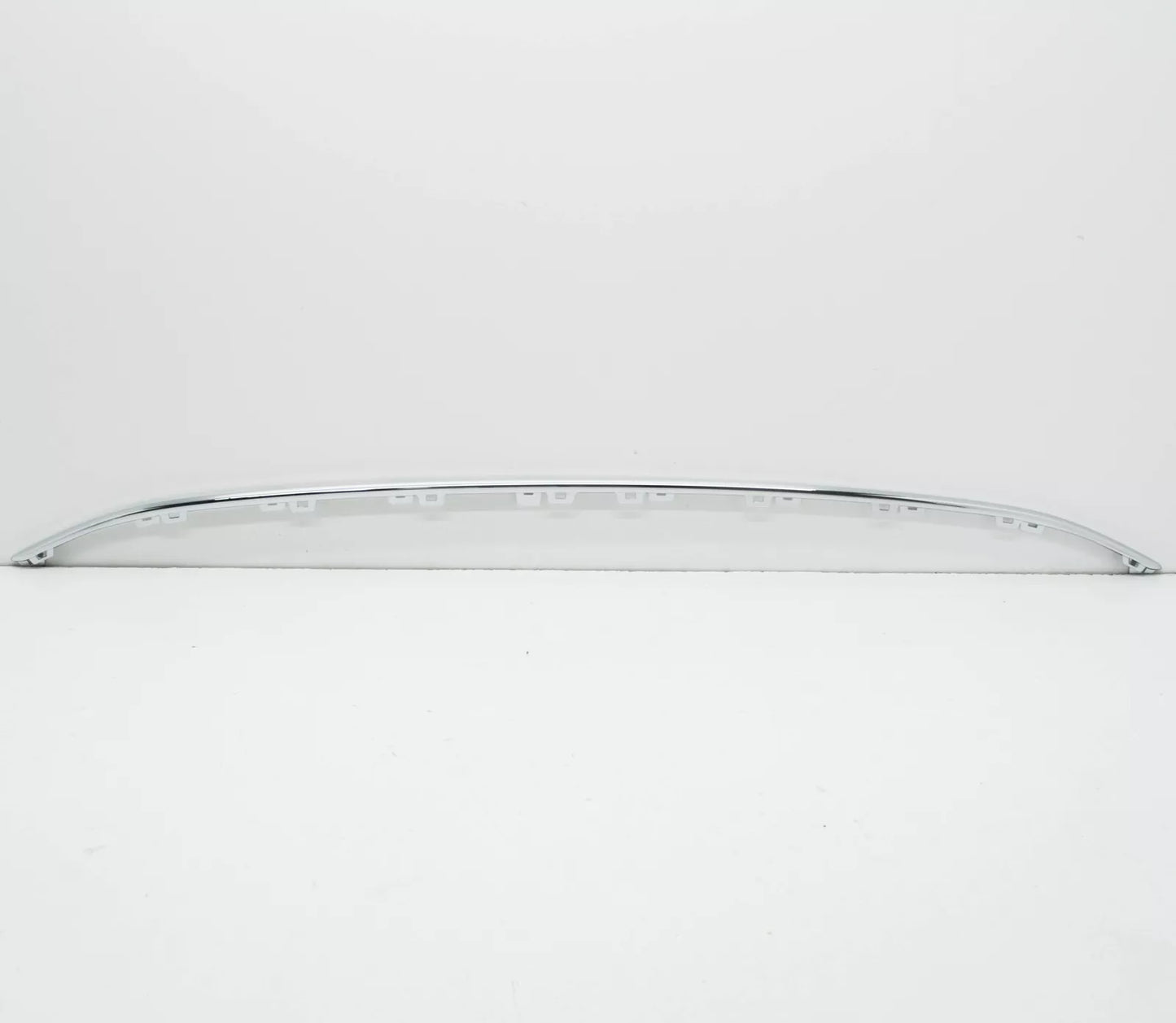 NEW VOLKSWAGEN TIGUAN AD FRONT BUMPER CENTER MOLDING 5NA853101K2ZZ ORIGINAL