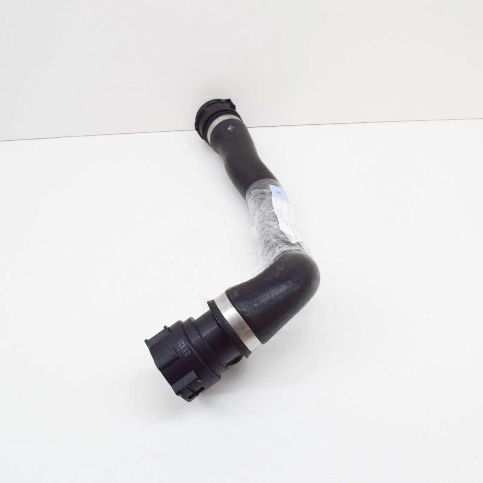 NEW BMW 7 E38 RADIATOR WATER LOWER PIPE HOSE 740I 11531711878 4.4 ORIGINAL